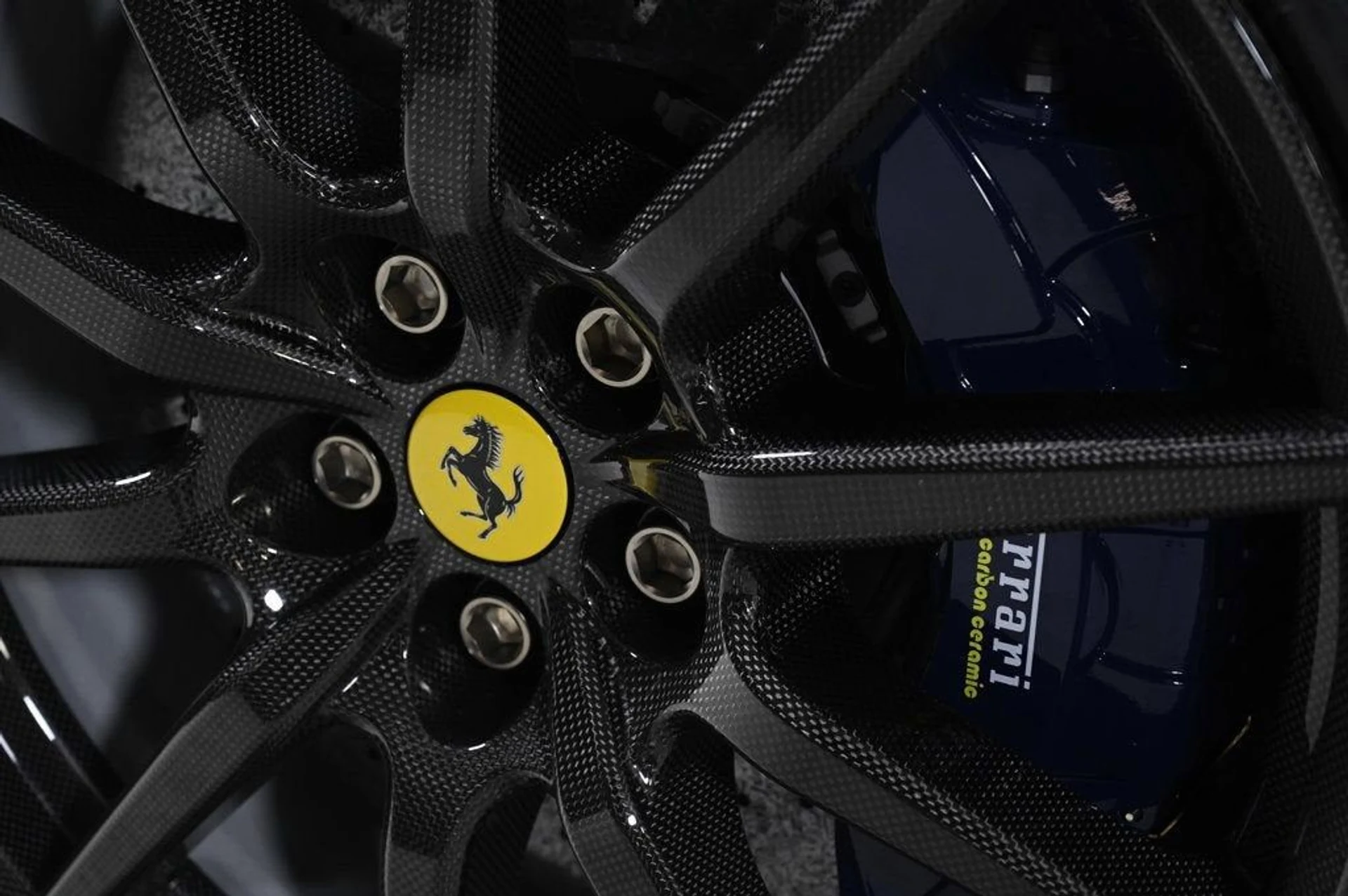 mph027_2292368075_ec157ba1d900471591c9710e1ec06ad9_905e5183c7