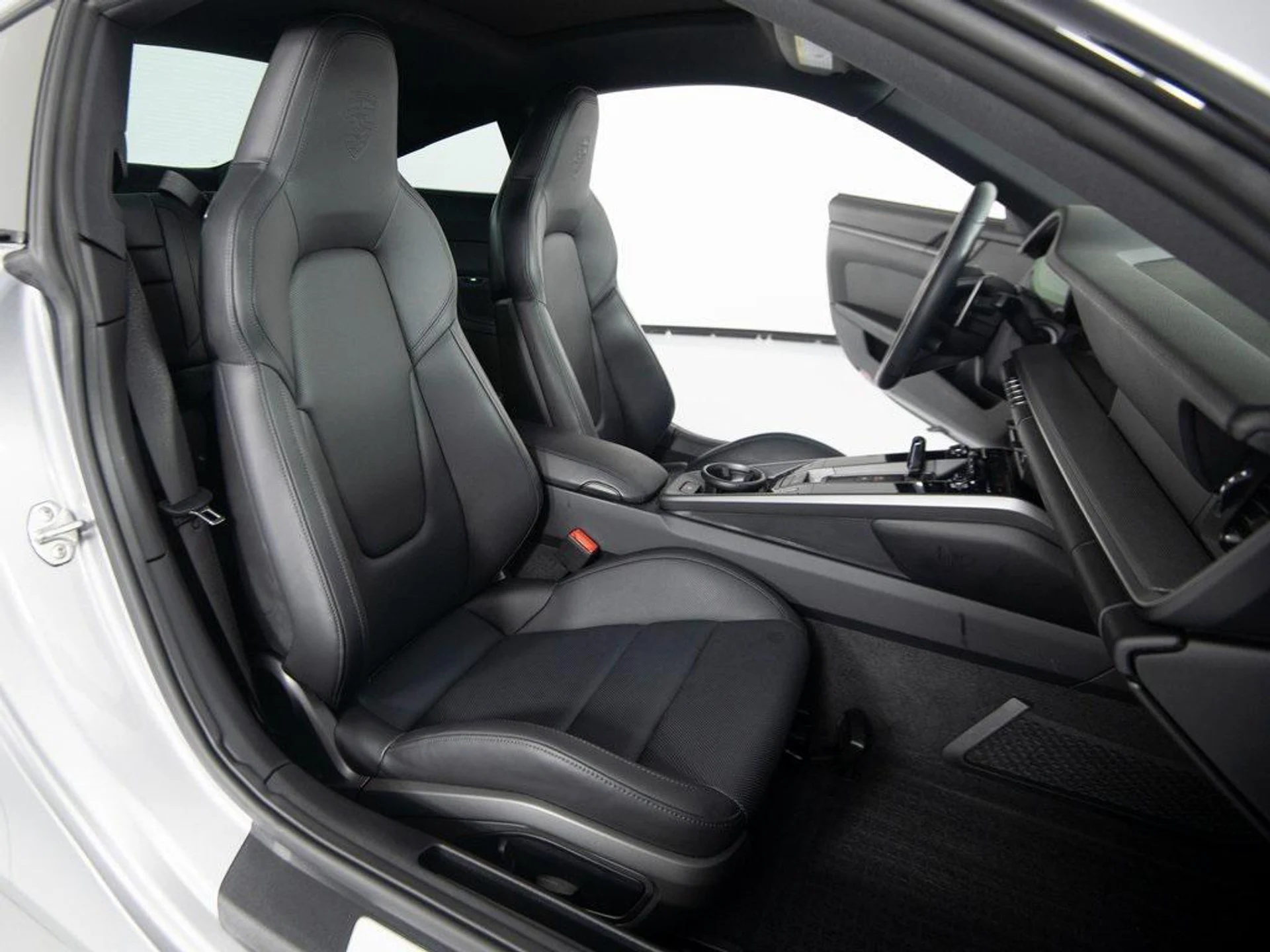 mph027_2302943940_bi2_ZN_Yn_Uv5d_Fj50p7w_hfvi_Um4_386a09de73