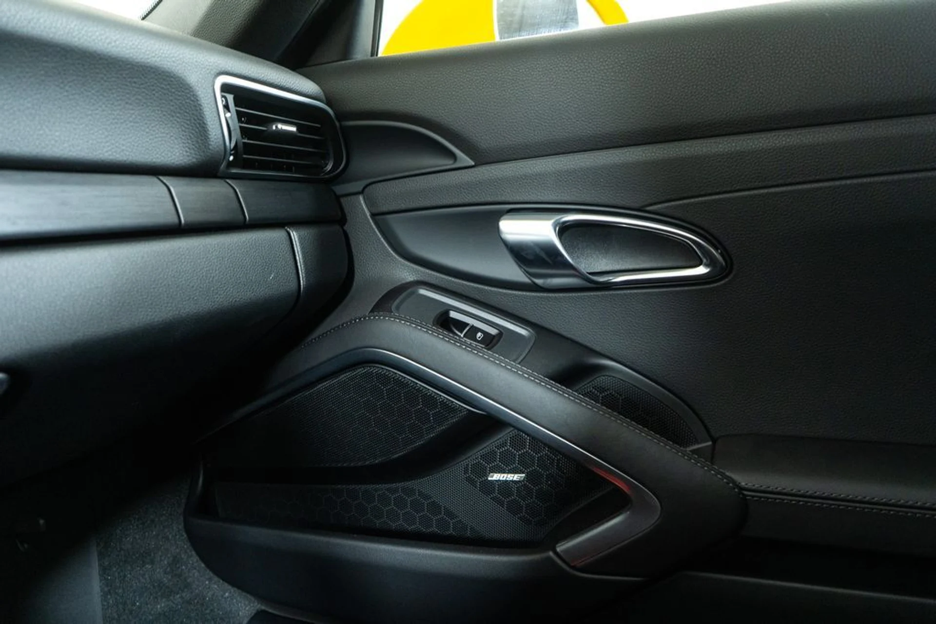 mph027_2316728172_4ee2fa0b_b458_41e8_9760_121bf1991611_5e13c1ad10