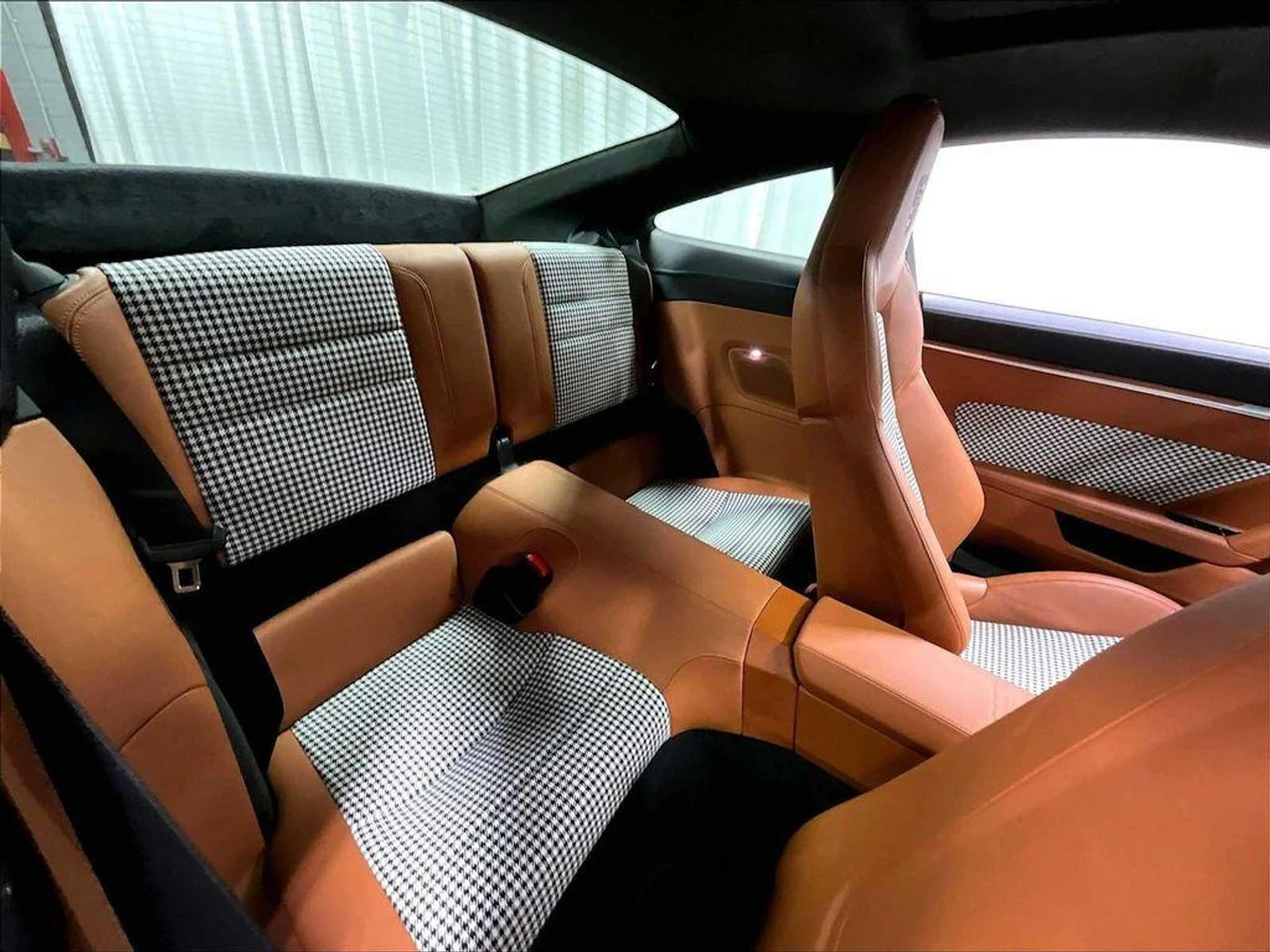 mph027_231682108_7v_Nn_TVK_h_T0_Jt2hdt_Htn_I_Mfx_U_5d4a45a665