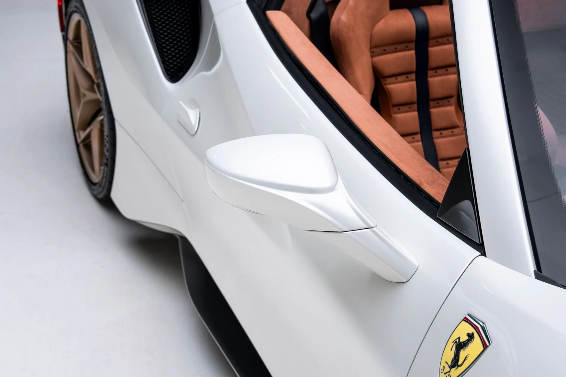 mph027_2320109042_Used_2020_Ferrari_488_Pista_Spider_1772492498_ab2c9794a7