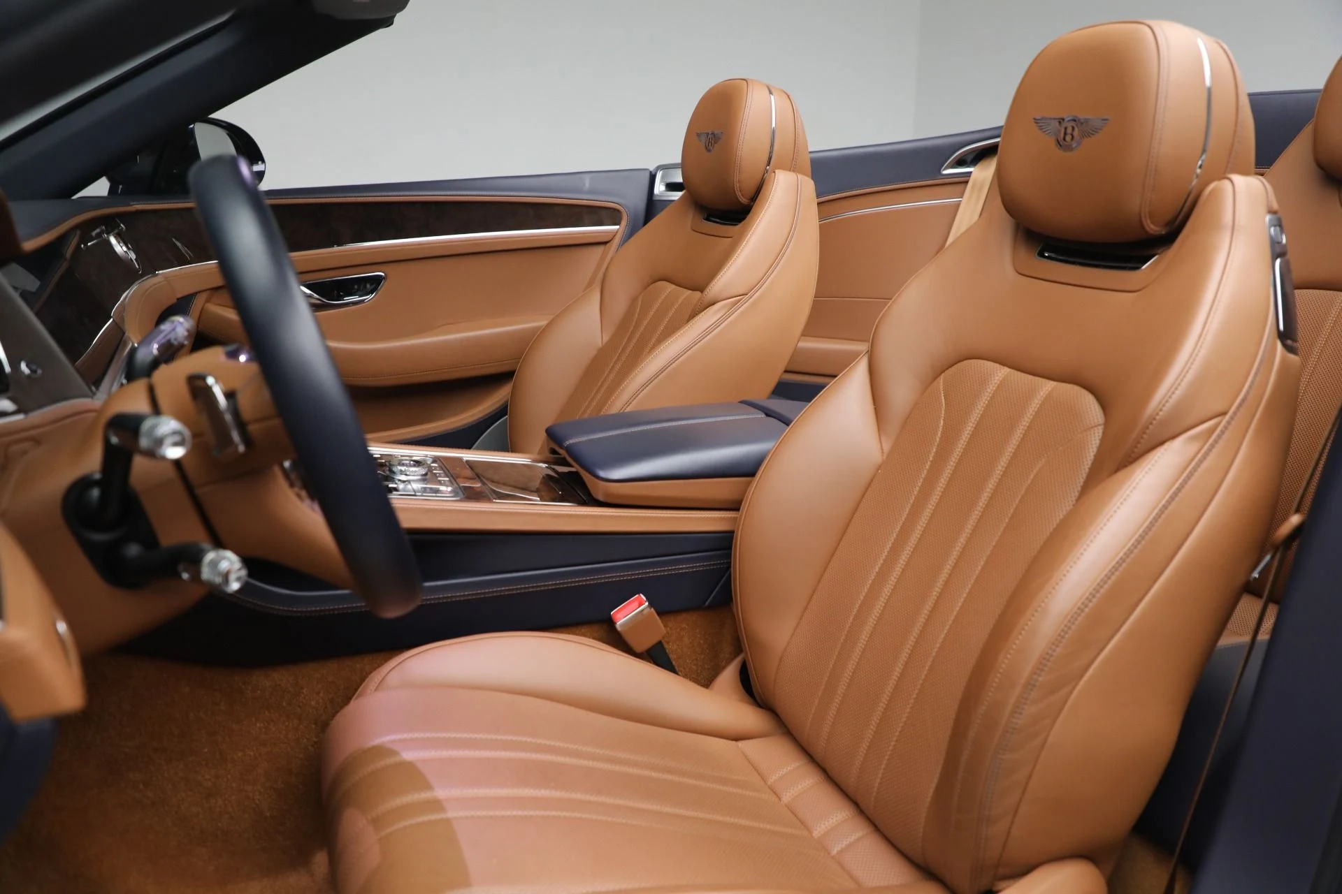 mph027_2322665597_Used_2021_Bentley_Continental_GTC_V8_a0326ccce4
