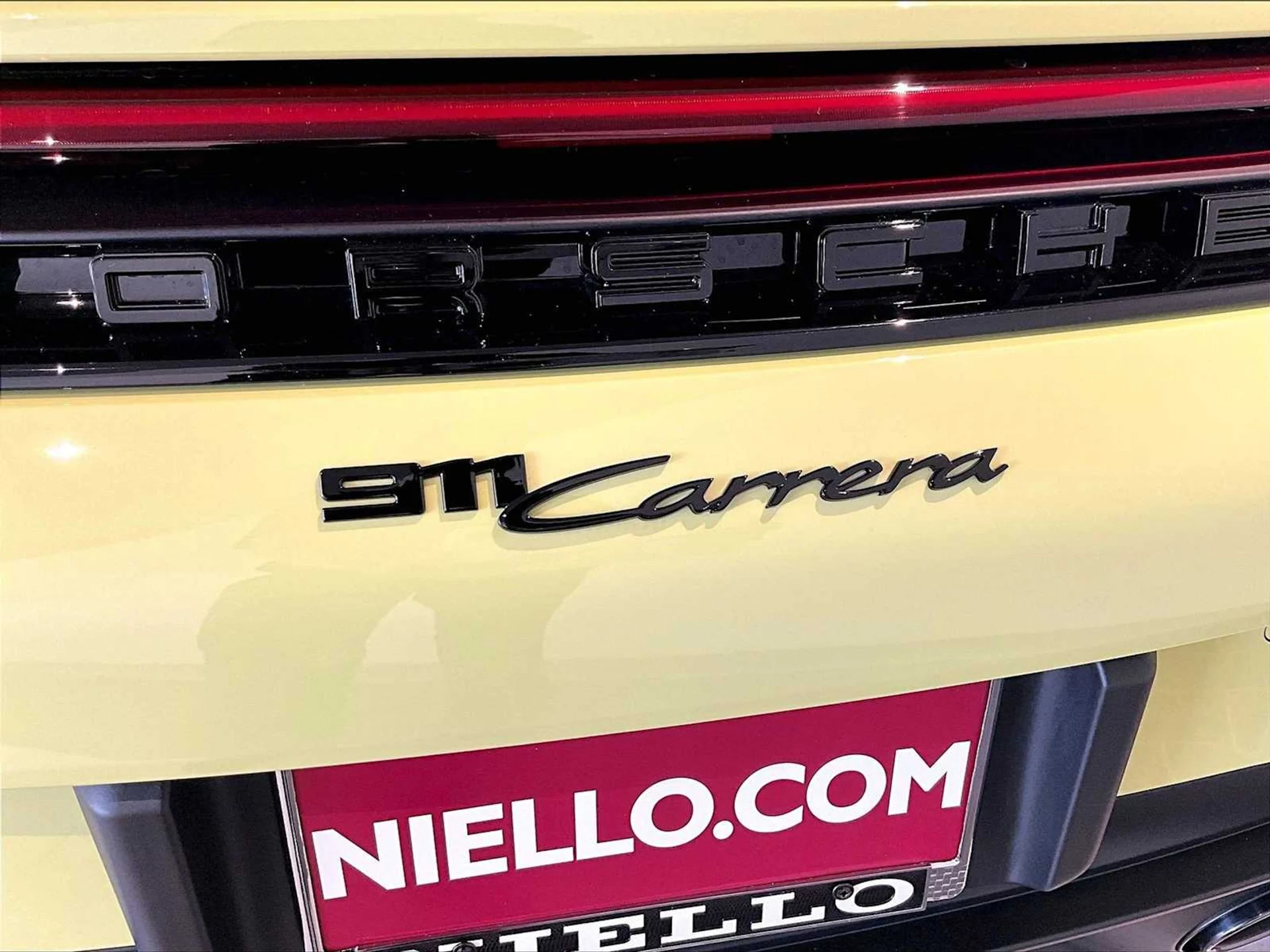 mph027_2322825978_7341351c397ae702fe4764fab22461a1x_712ae251d6