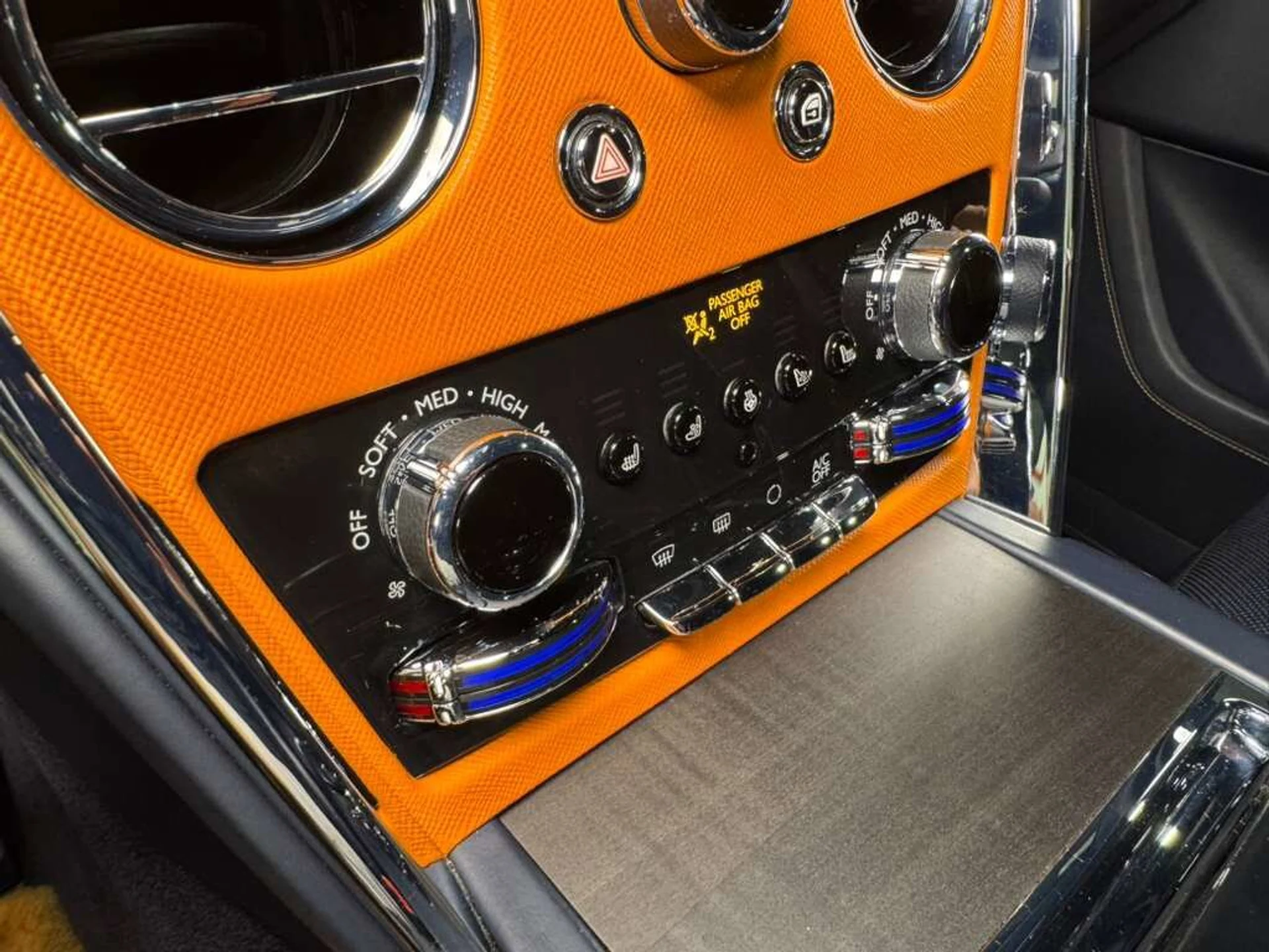 mph027_2323862497_01e97b23f36878b57ea18a404693fb38_8b62fe8203