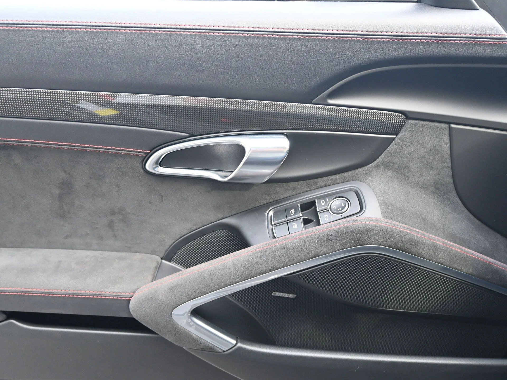 mph027_2323868317_4ef469e072f567c84a35937f97e6cc4dx_4d9bb7f015