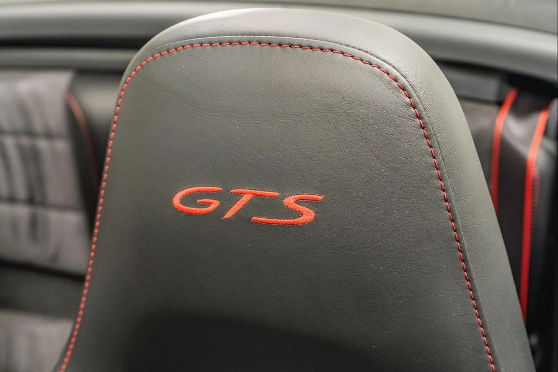 mph027_2324415889_9vo0_F_Tbl_QPCADMF_Ek_insh6s9_BE_7024dce414