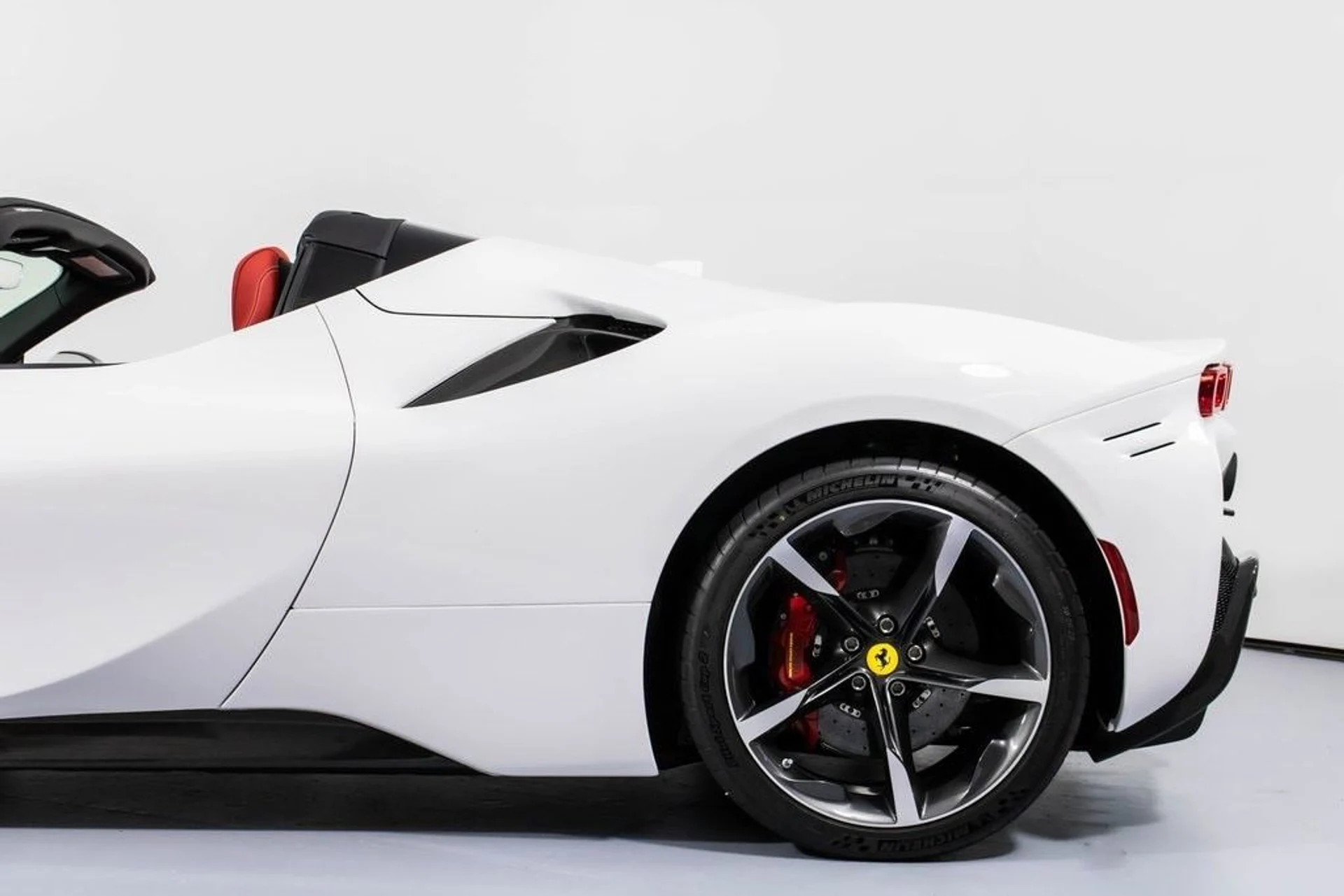 mph027_2329757412_068ea706d42e3d3e353597f531a66499x_f3ff0ea58e