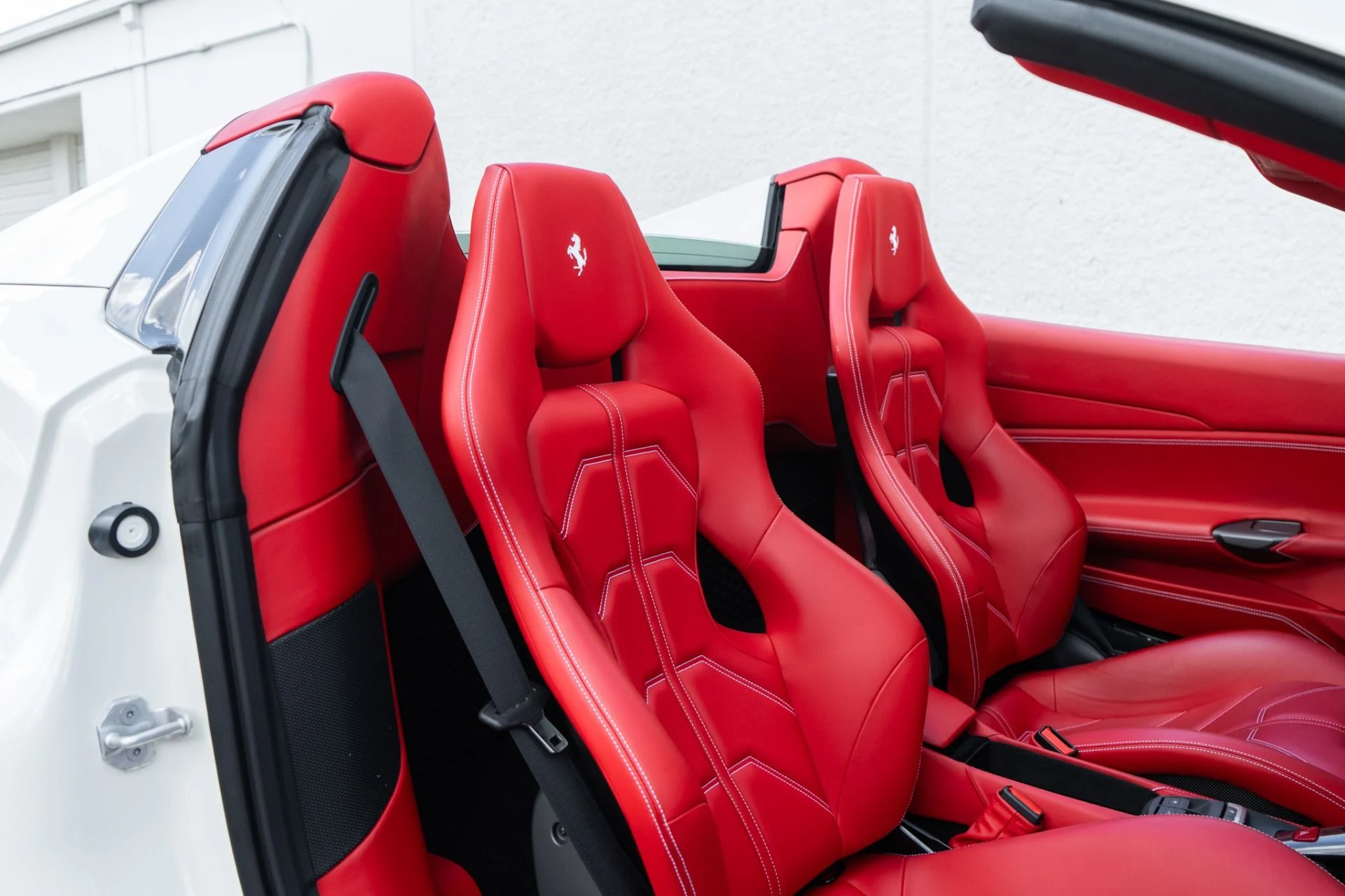 mph027_2331326710_Used_2018_Ferrari_488_Spider_1781219739_88e3a7b812