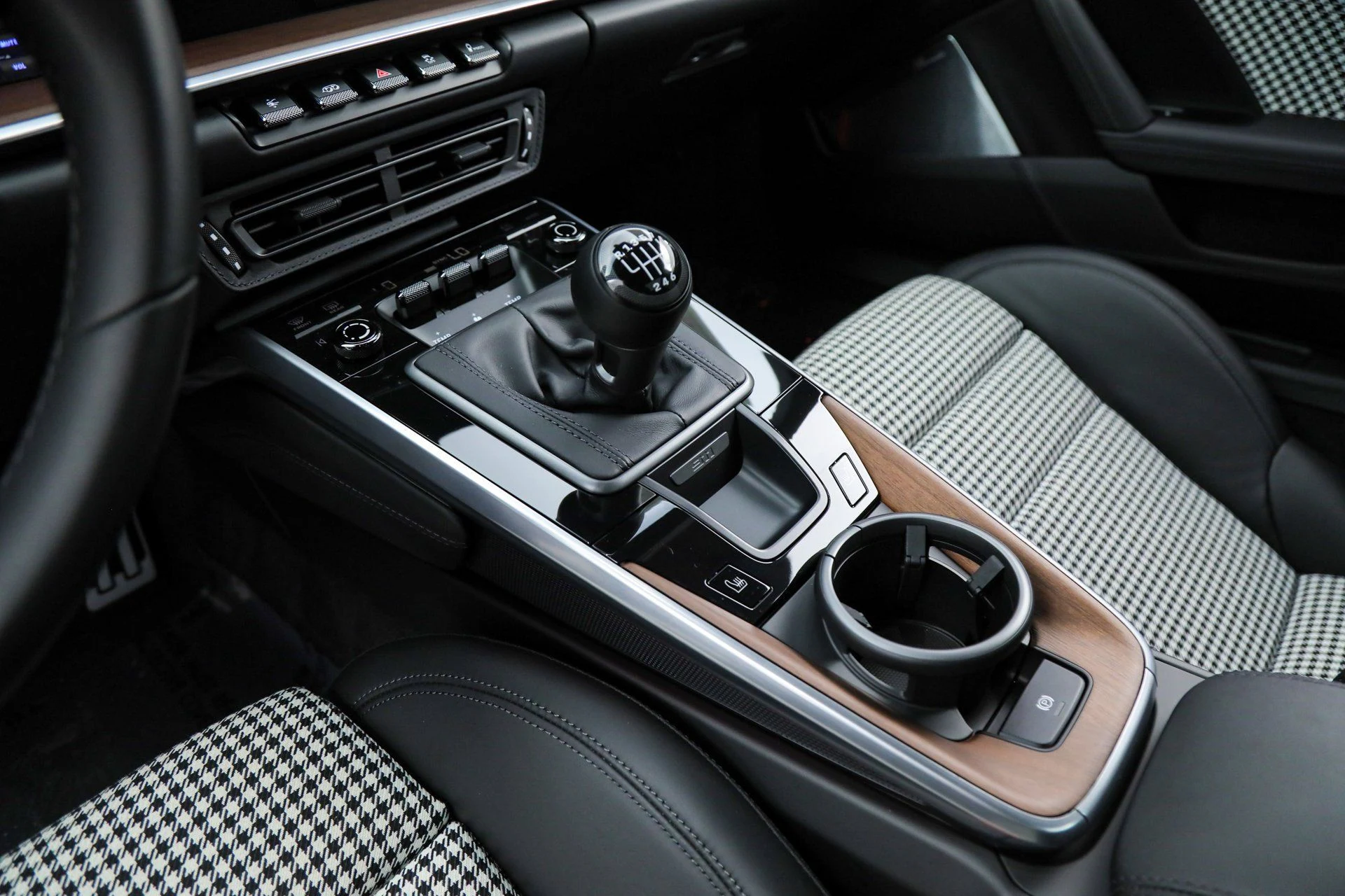 mph027_2331710041_431c613ddb0b52a8905400568b6e3dcf_9012317d8e