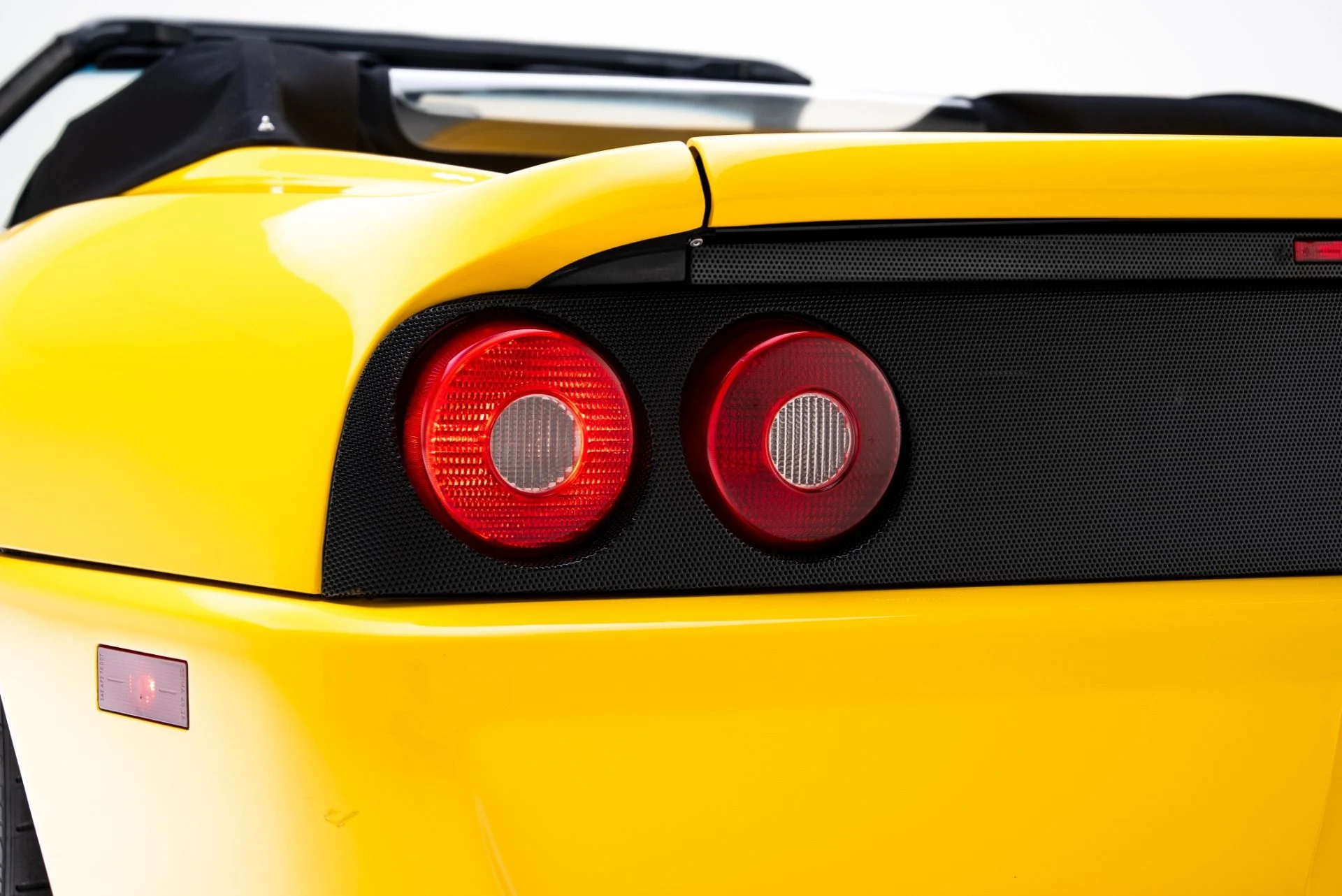 mph027_2340730112_Used_1997_Ferrari_F355_Spider_1769636442_f2e74b523a