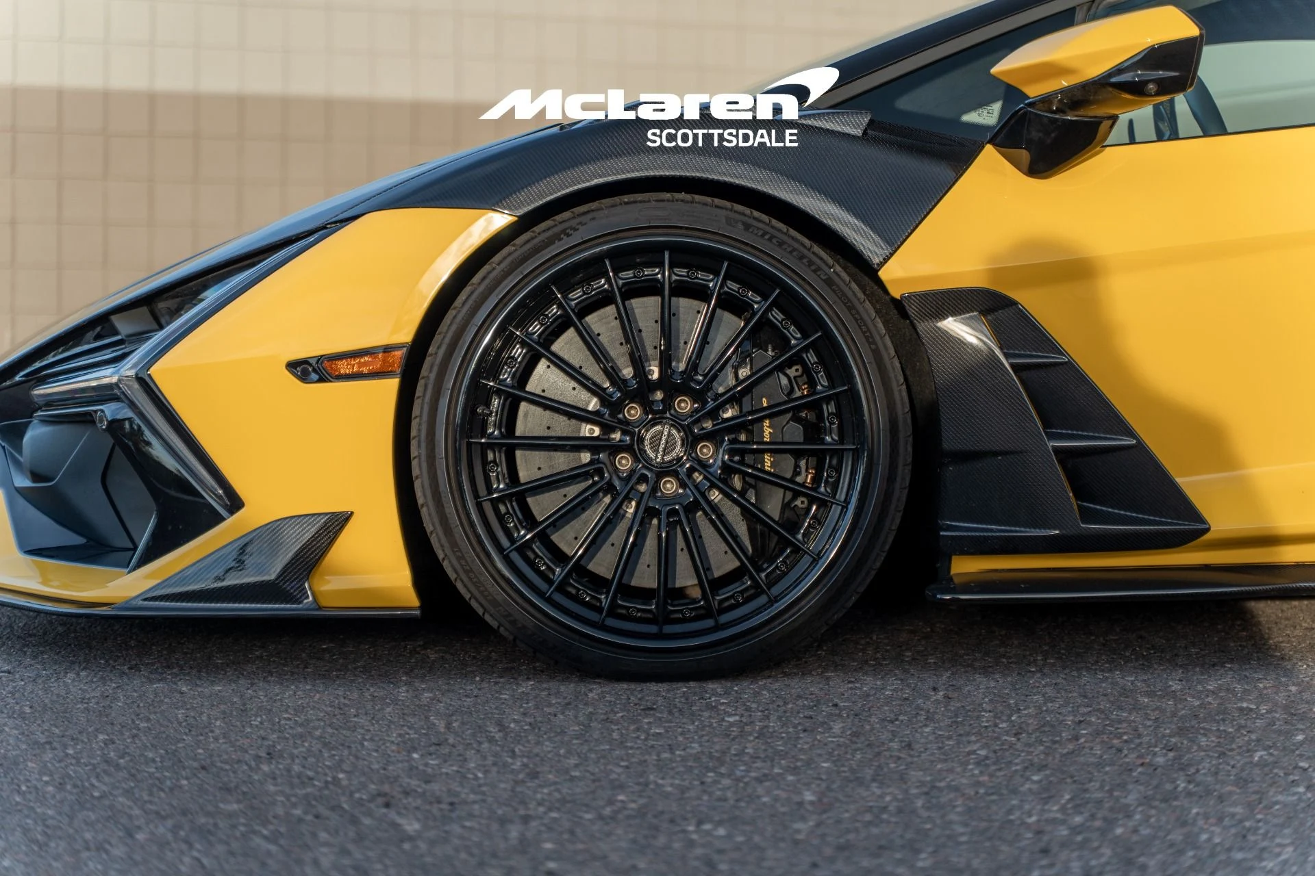 mph027_2357438190_Used_2024_LAMBORGHINI_REVUELTO_1769478324_89c5eab941