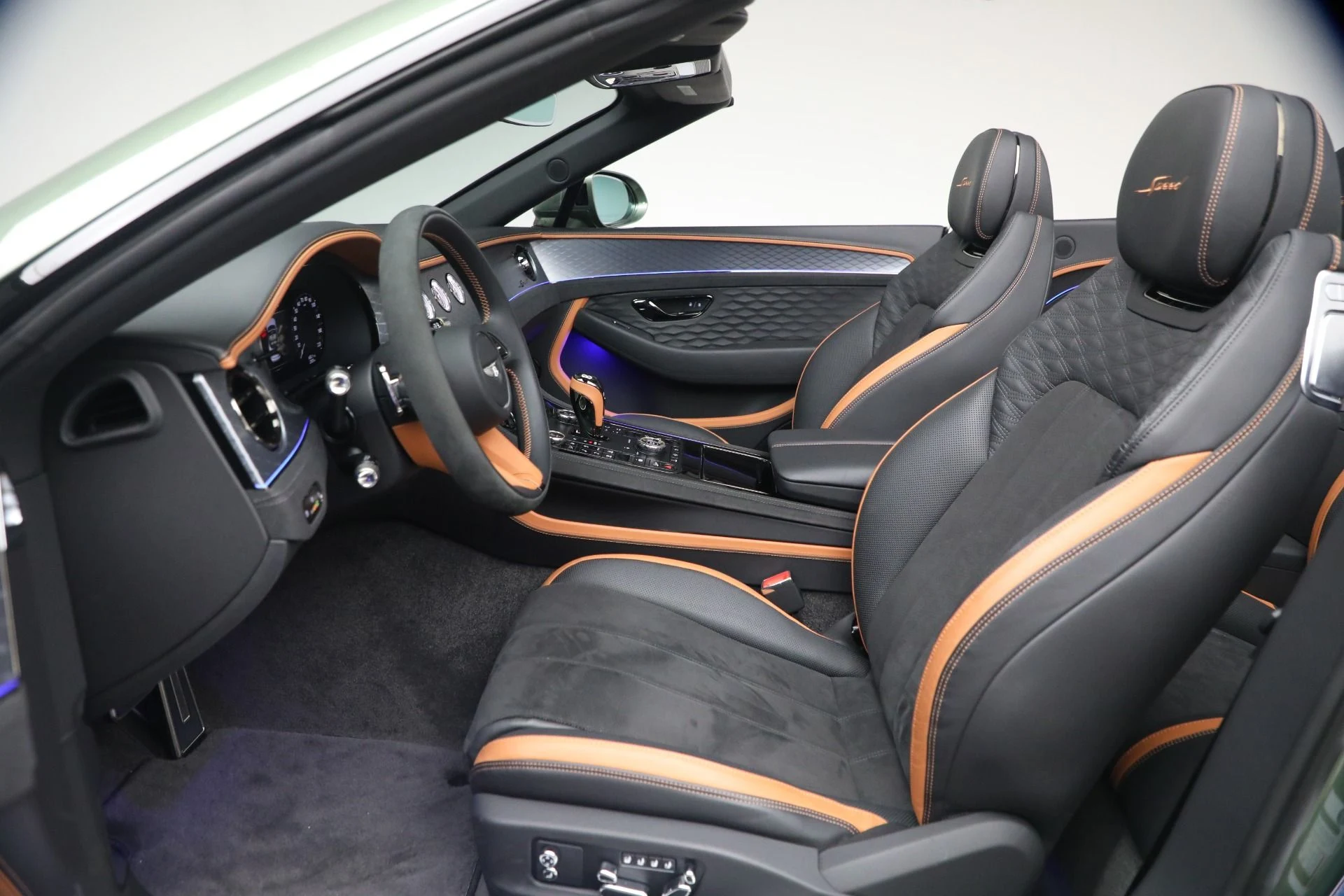 mph027_2362294284_Used_2025_Bentley_Continental_GTC_Speed_1773688658_a513ec8892