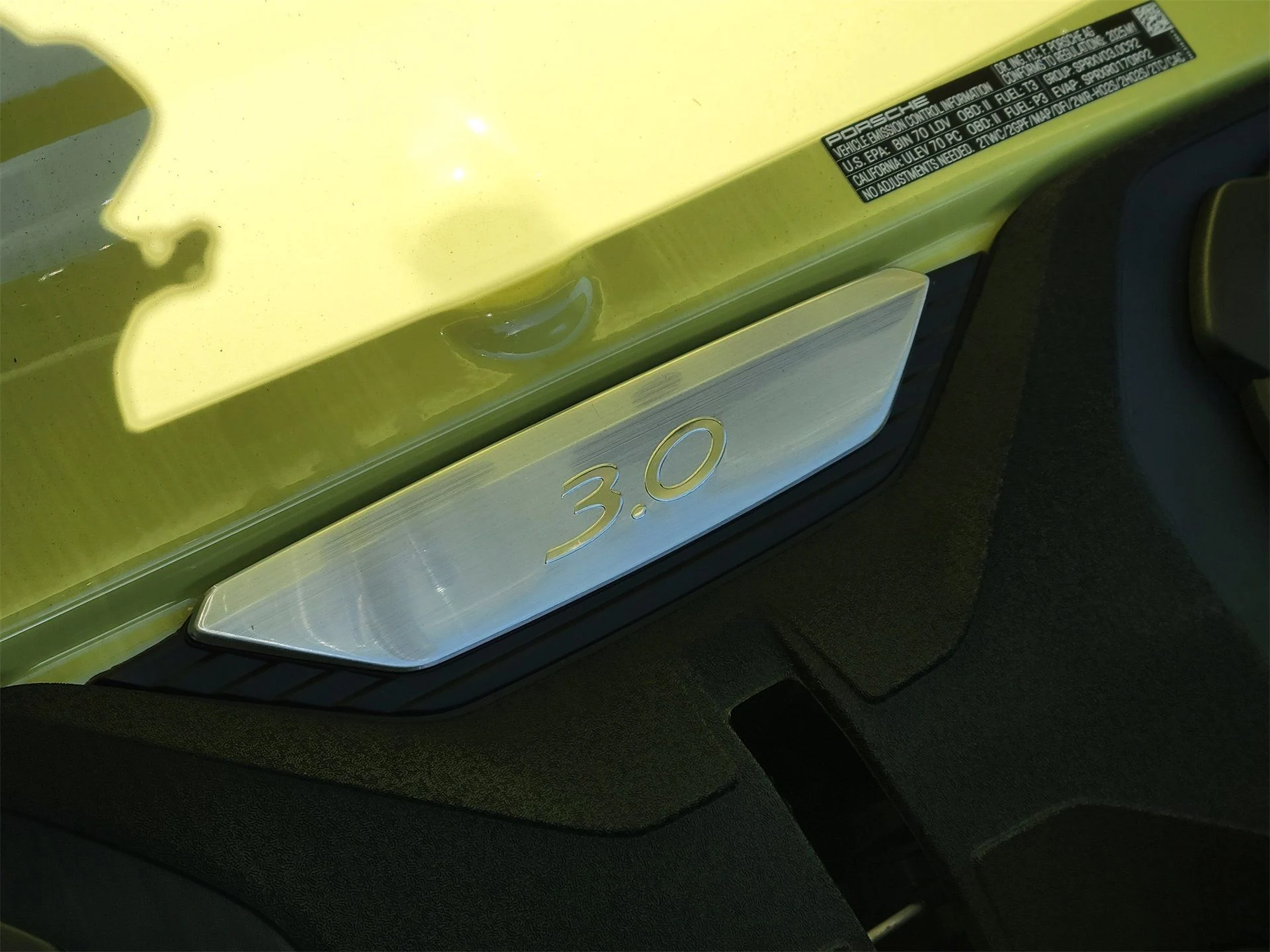 mph027_2368952272_79069b5b38bb8306353dc76829c0c2be_ec7e097337