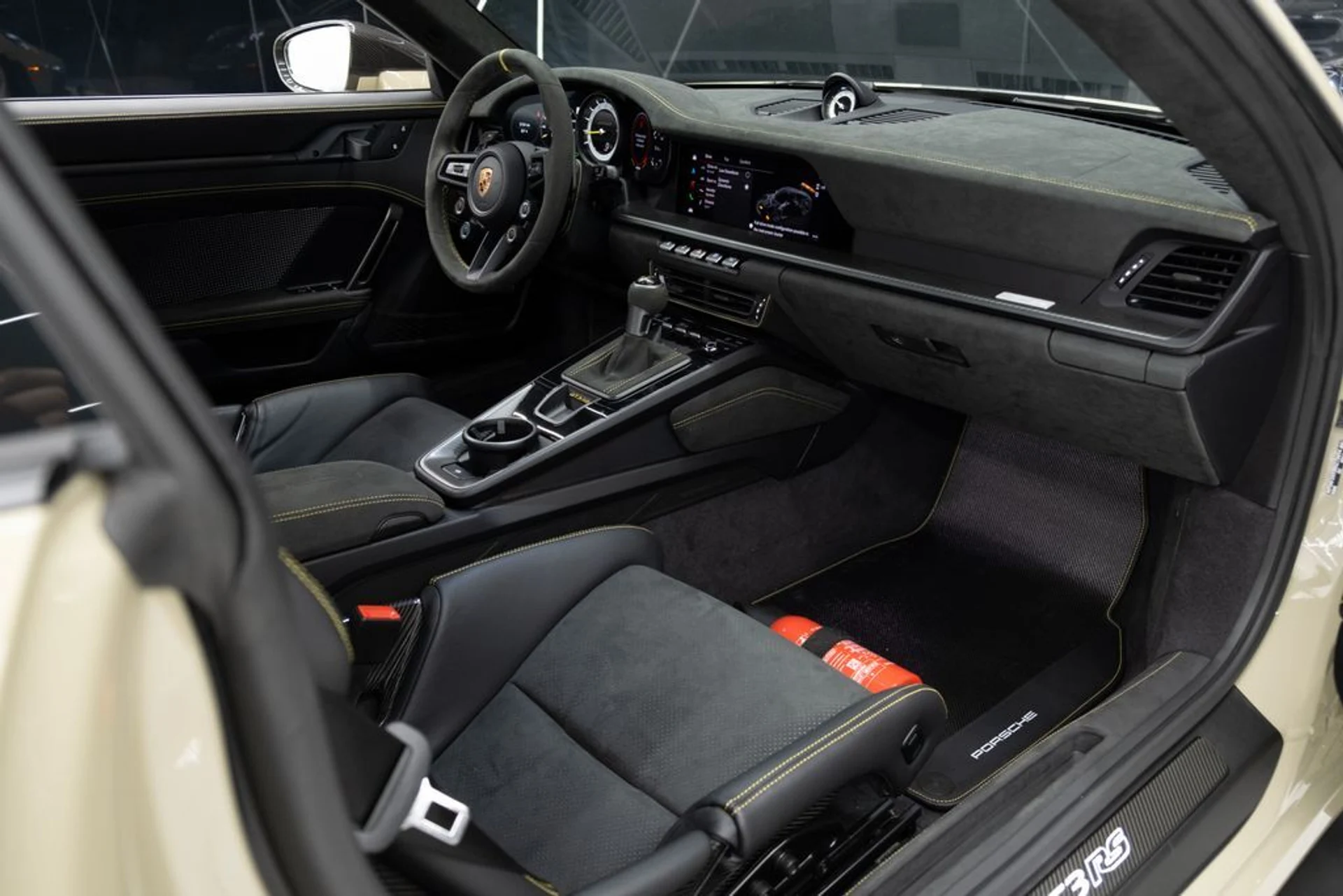 mph027_2371989038_58b521a6d059d70a37e94a6b8a182e83_83185da0ed