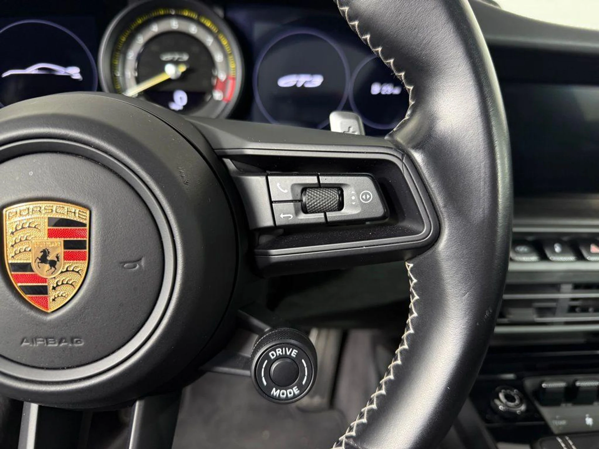 mph027_2372365640_e1a_Ov6f2_OY_Rl_zmu_Hg_kb9n_PO_No_e8c0396e1a