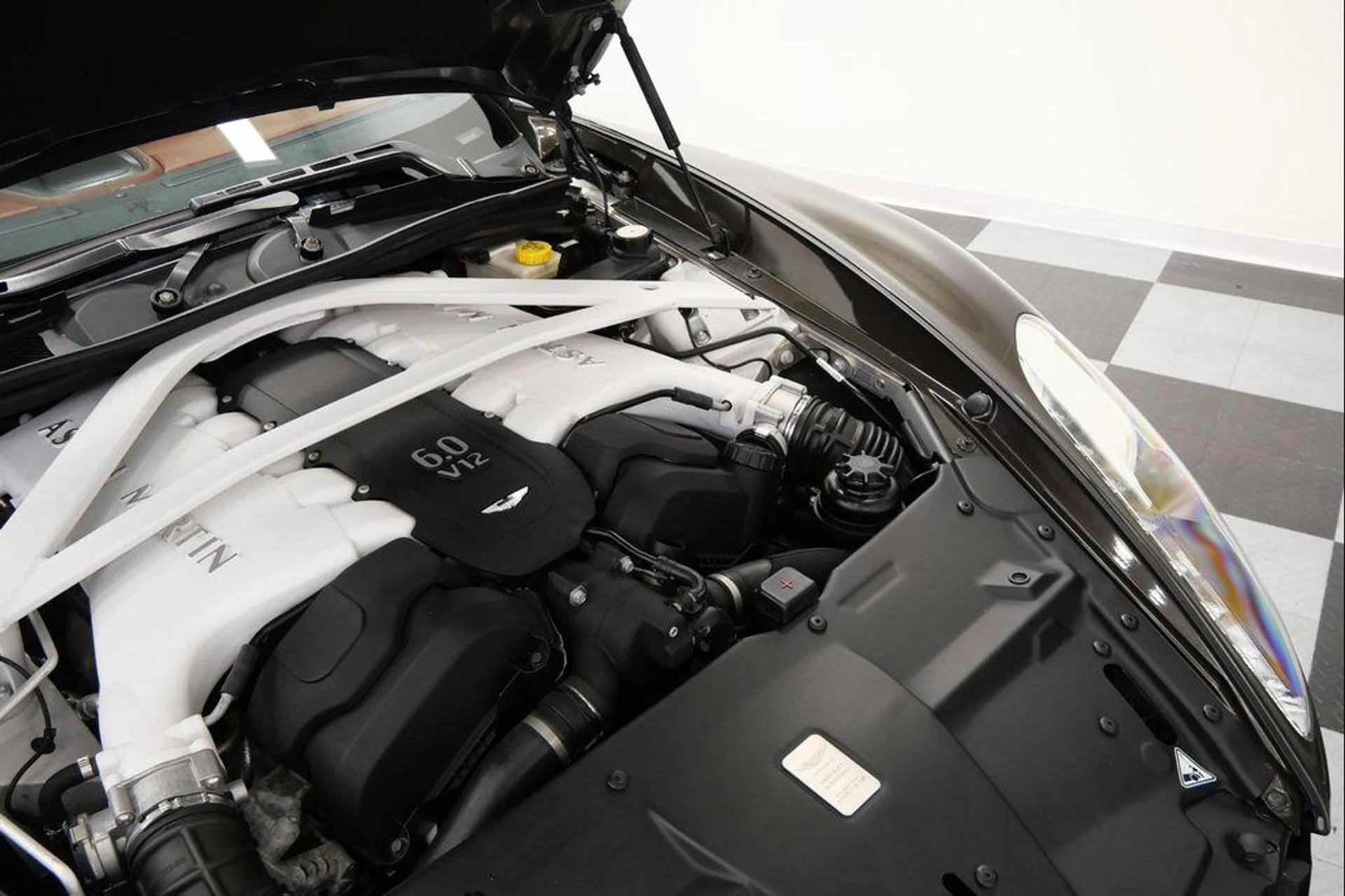 mph027_2375288634_6v_JM_Klt_eov_J4_C_Eb3_V_F_Yj_Z_Uy1w_d85ccbeef0