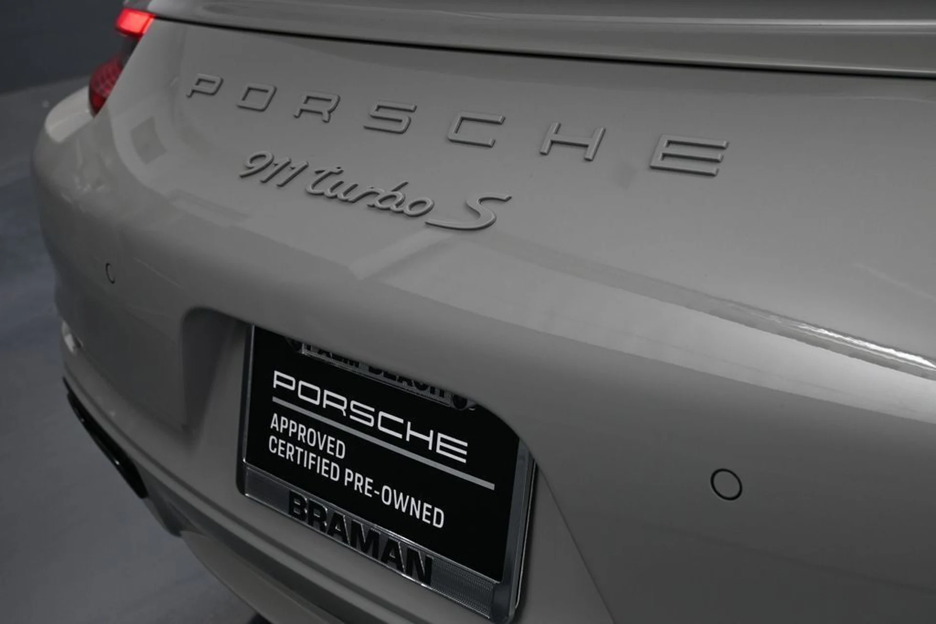 mph027_2392697386_10cb4d1d80adee4865deb3bb523d8bf8_0efe1ce679