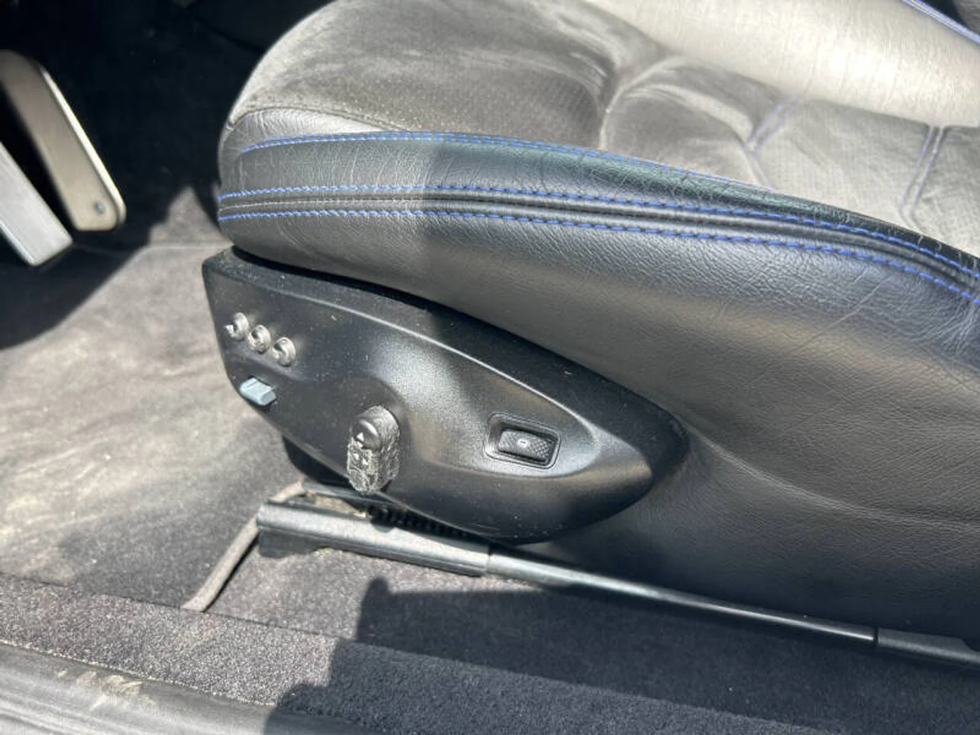 mph027_2394143094_2016_maserati_granturismo_mc_2dr_coupe_6a3fefa3fb