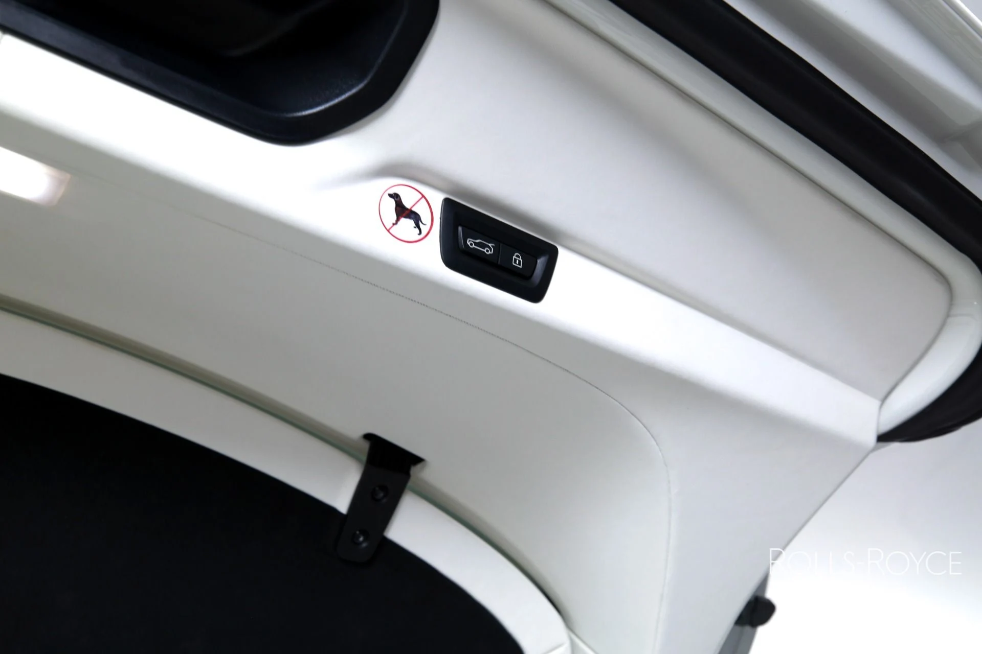 mph027_2395572161_Used_2026_Rolls_Royce_Cullinan_1769450617_942ab42783