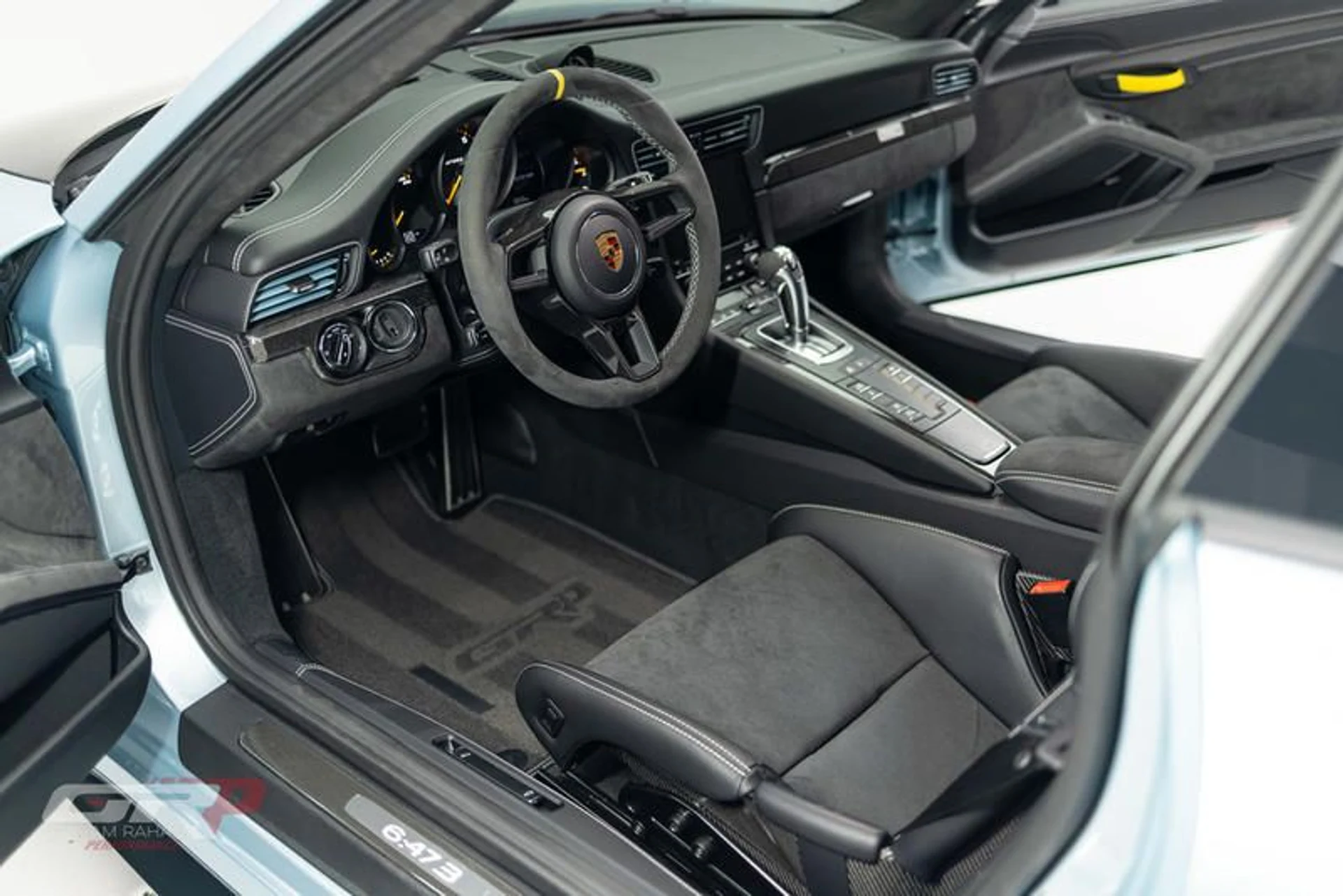 mph027_2398047193_068_B3976_612_B_442_E_9855_E831_C800_EE_92_b7ed893638