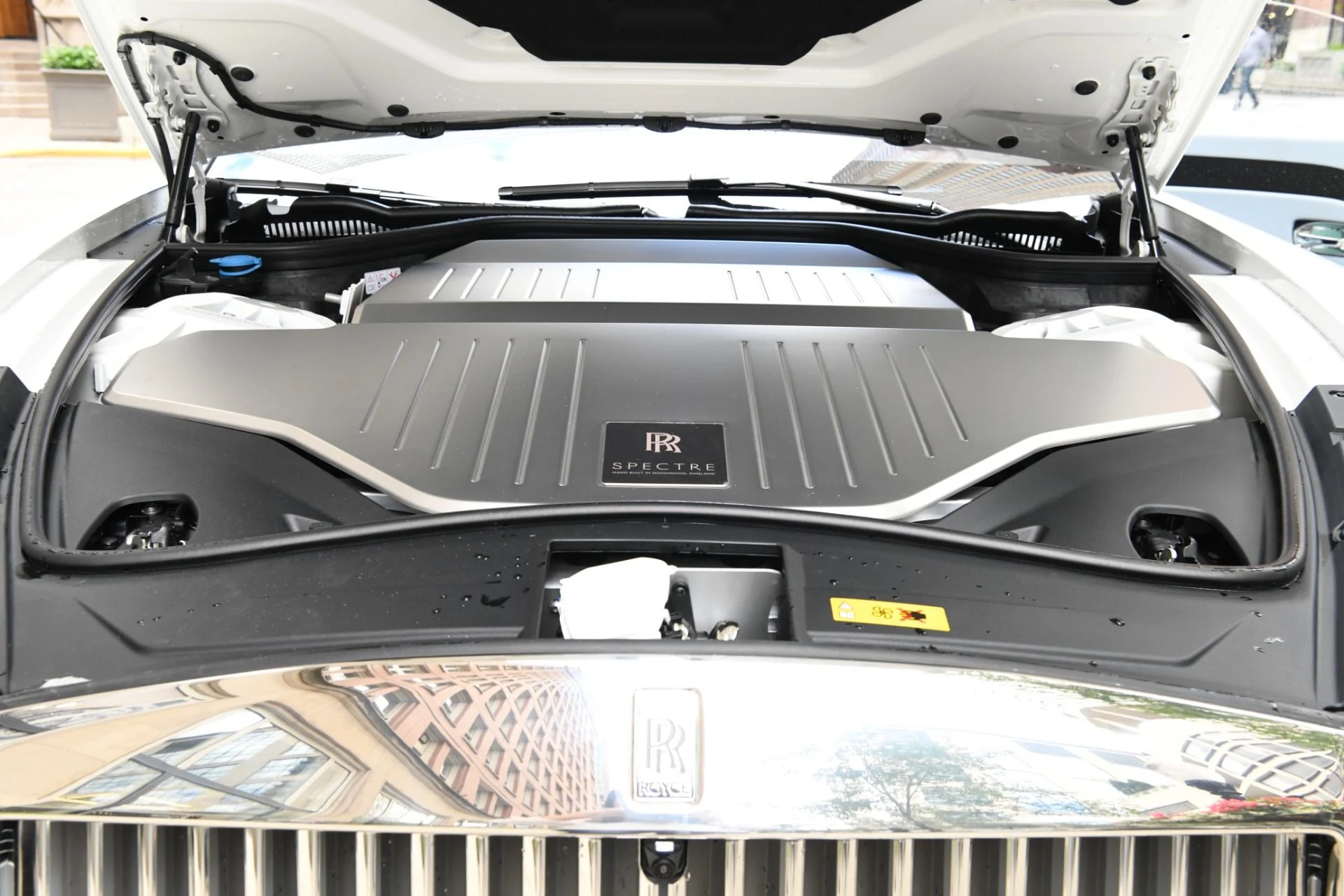 mph027_2398108433_11915_p29_l_f2634e7d84