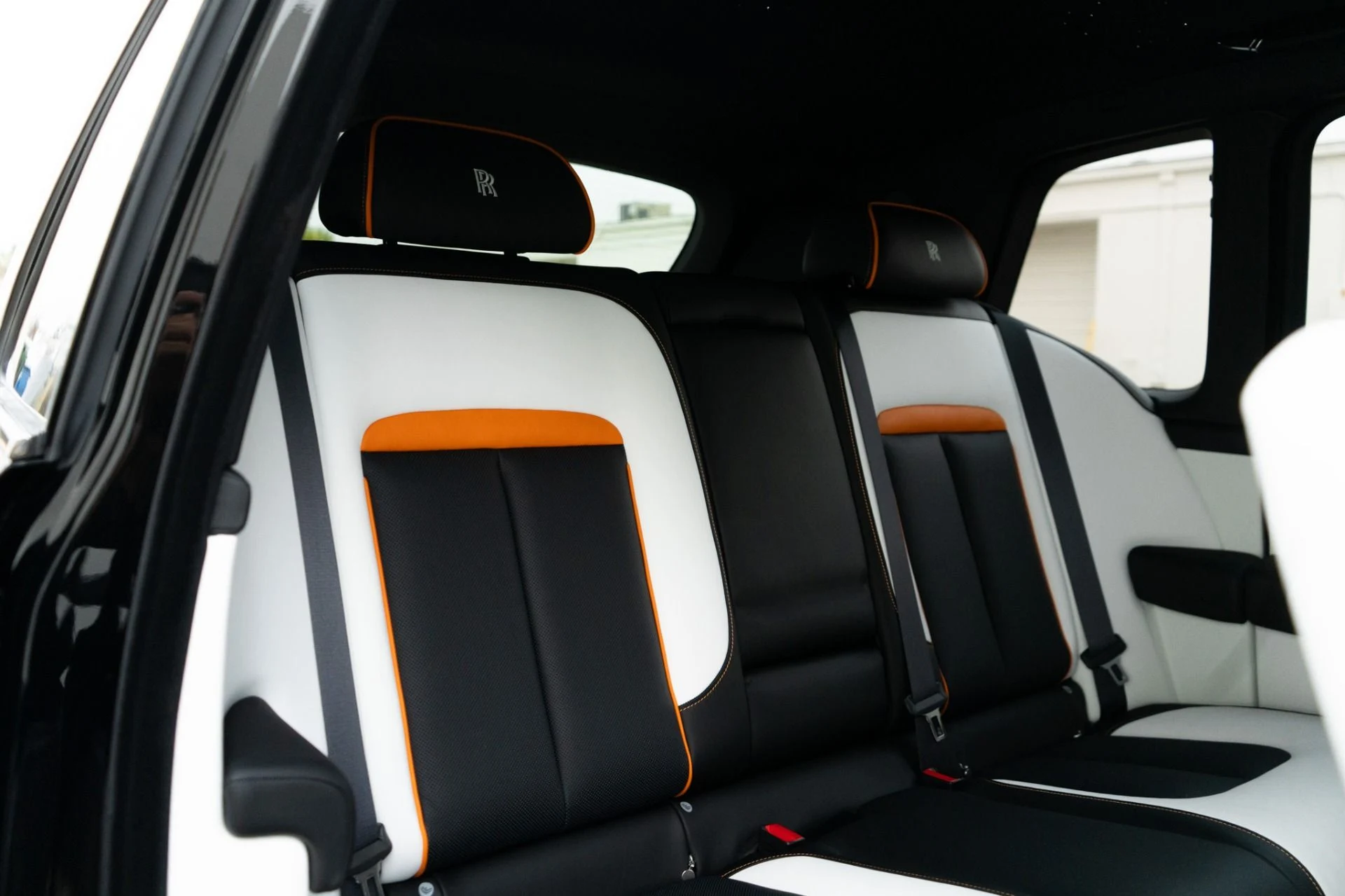 mph027_2398650477_Used_2026_Rolls_Royce_Cullinan_1765925177_679f8dd8ba