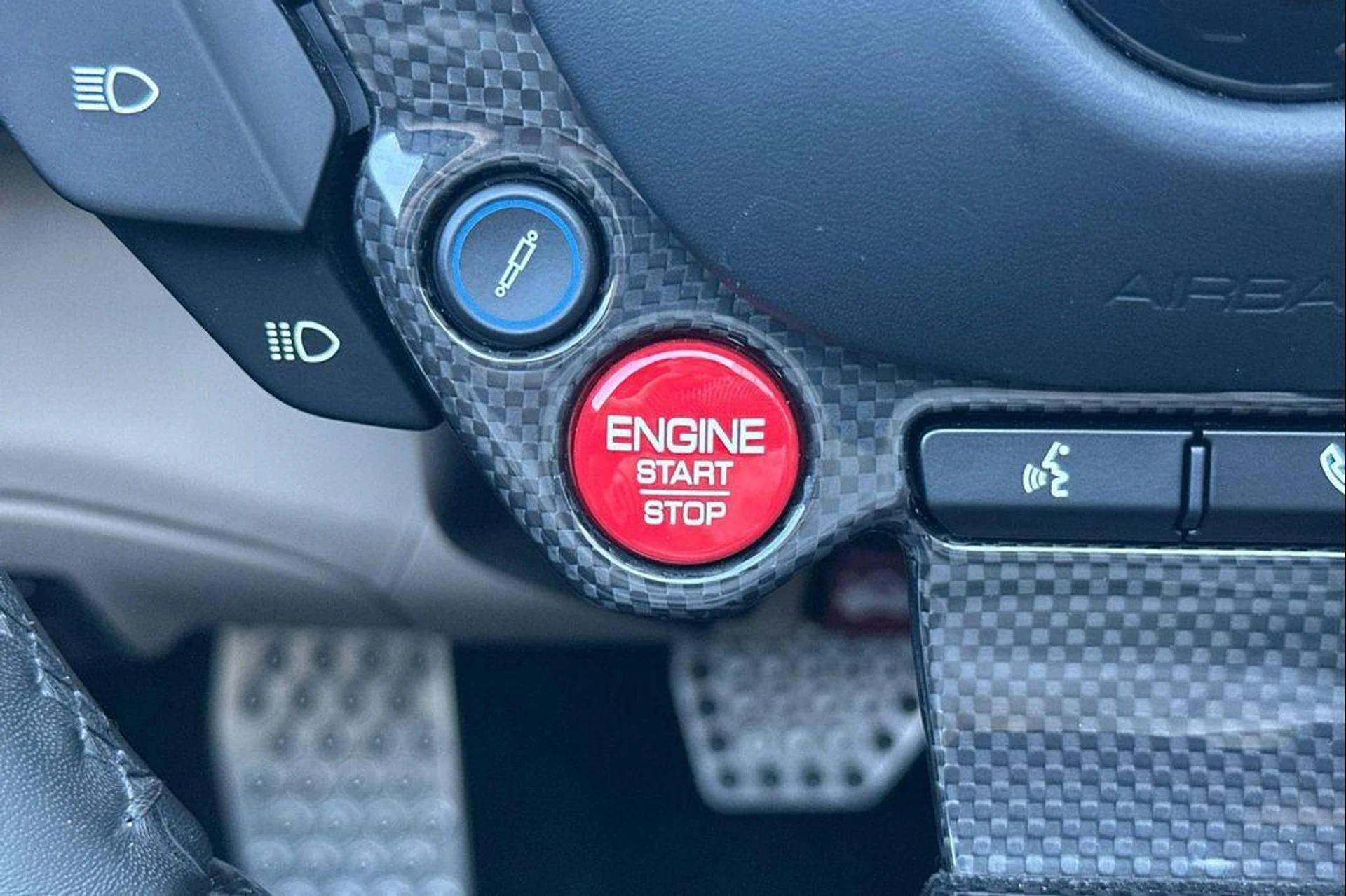 mph027_2403323462_c_F5y1hp_t_Mnng_K05_Ywr_Bm_Q_g_ISU_0f21d576de