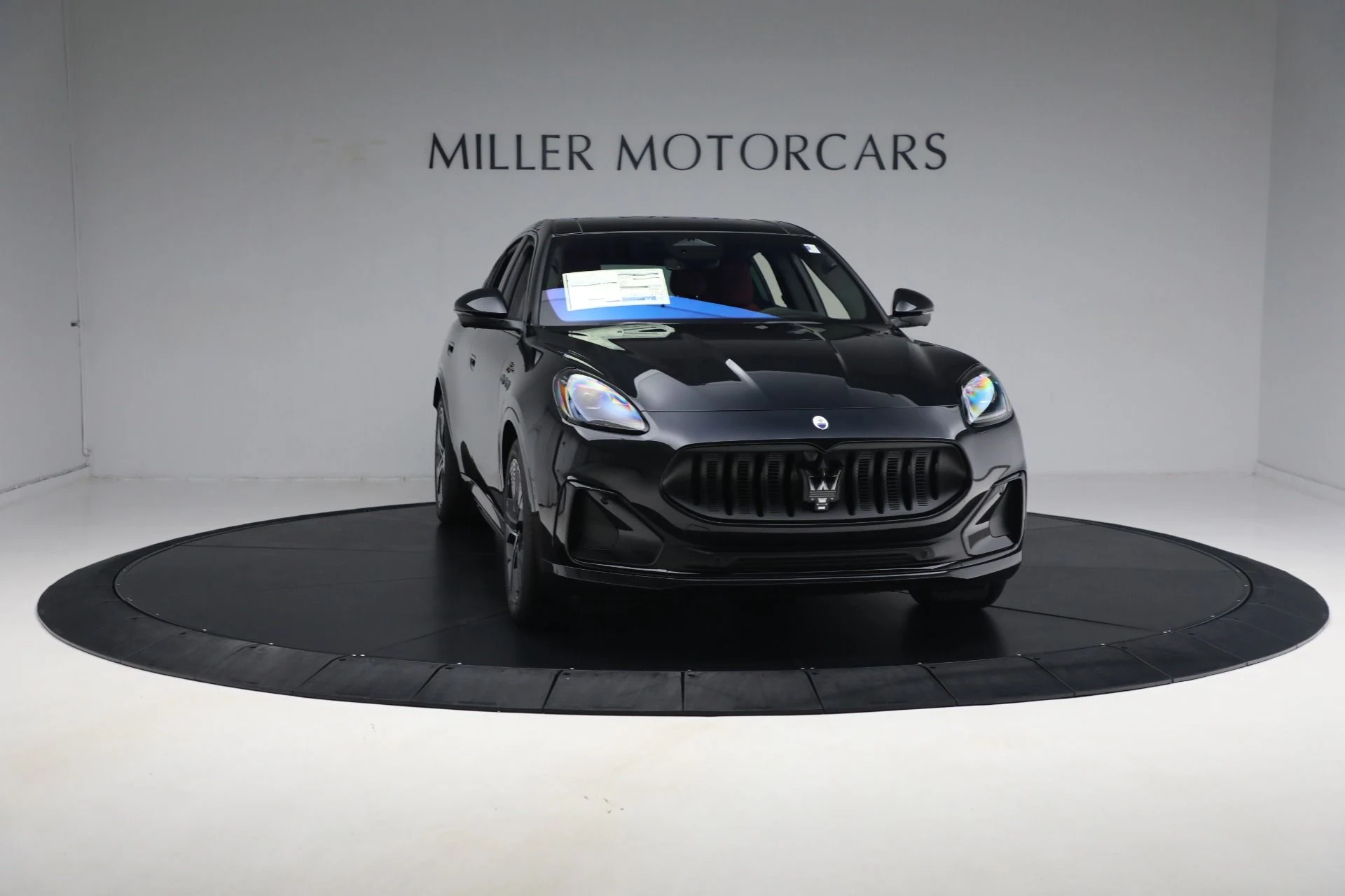 mph027_2404159860_New_2025_Maserati_Grecale_Folgore_69ad404503