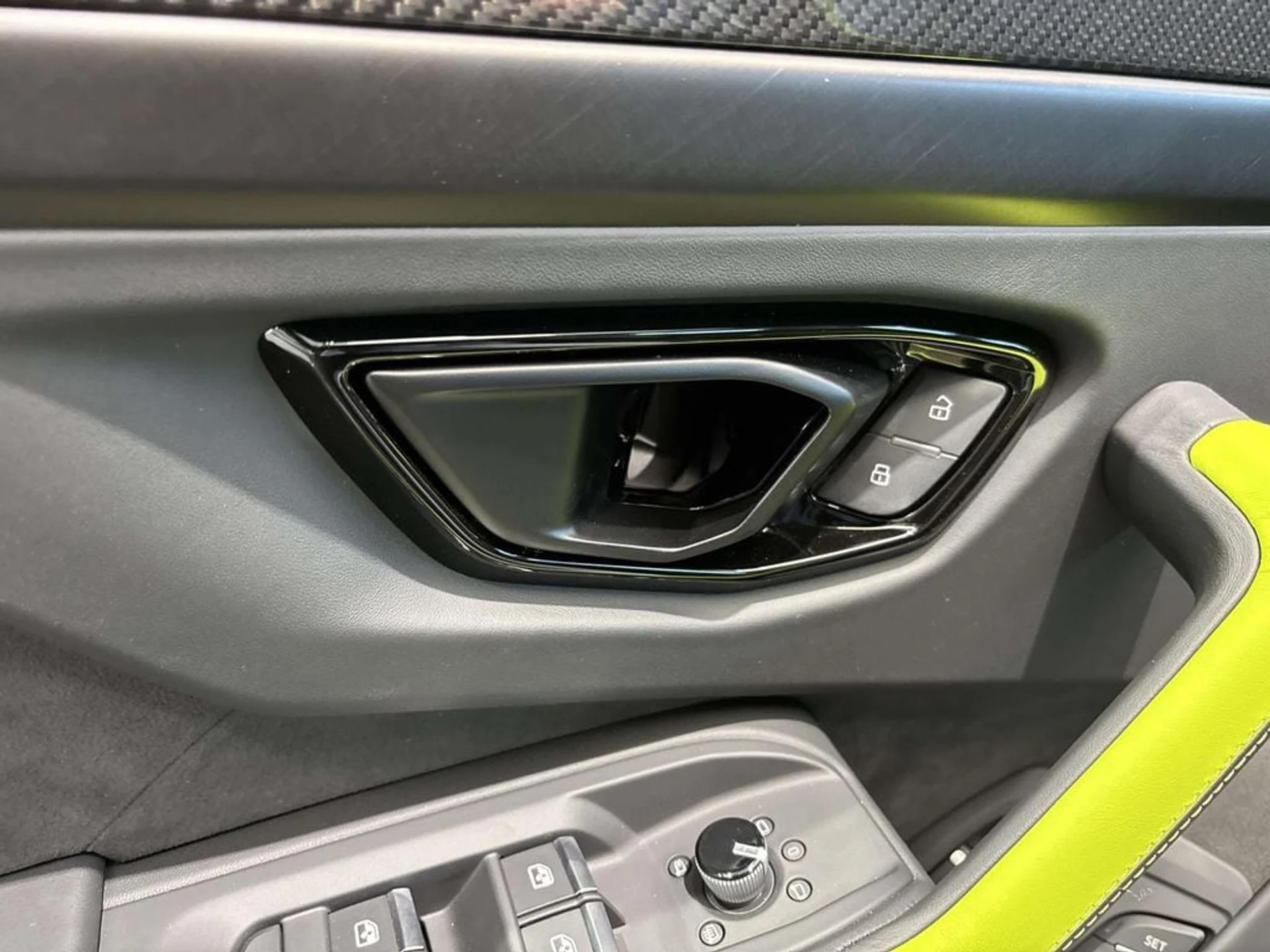 mph027_2404606291_860ebd317a47b887b3c2834a1b041ad0x_9725fc852d