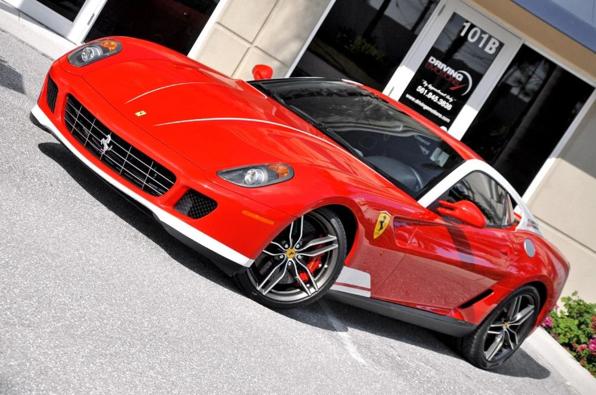 mph027_2407263970_13_p28_l_0ffcae0c87