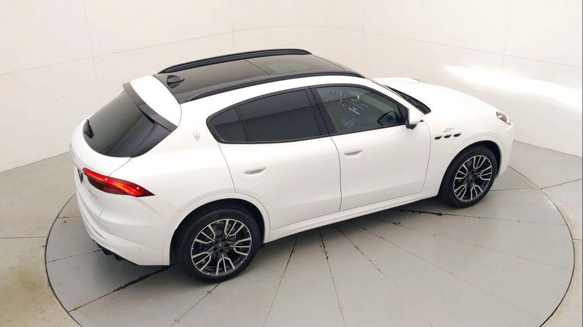 mph027_2409205936_N_Vapn_Eu_PNABB_Ec_P1vx_MKR_7_E_Pg_Y4_559005f569