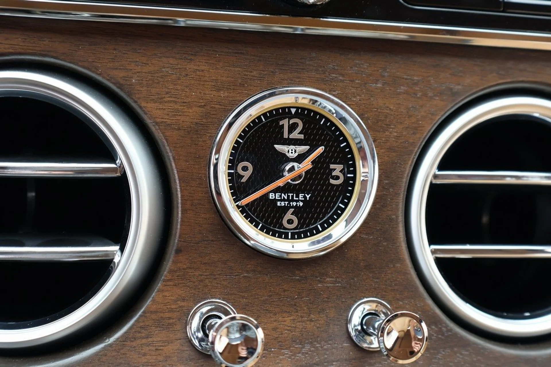 mph027_2409710032_28_961d18fd3a