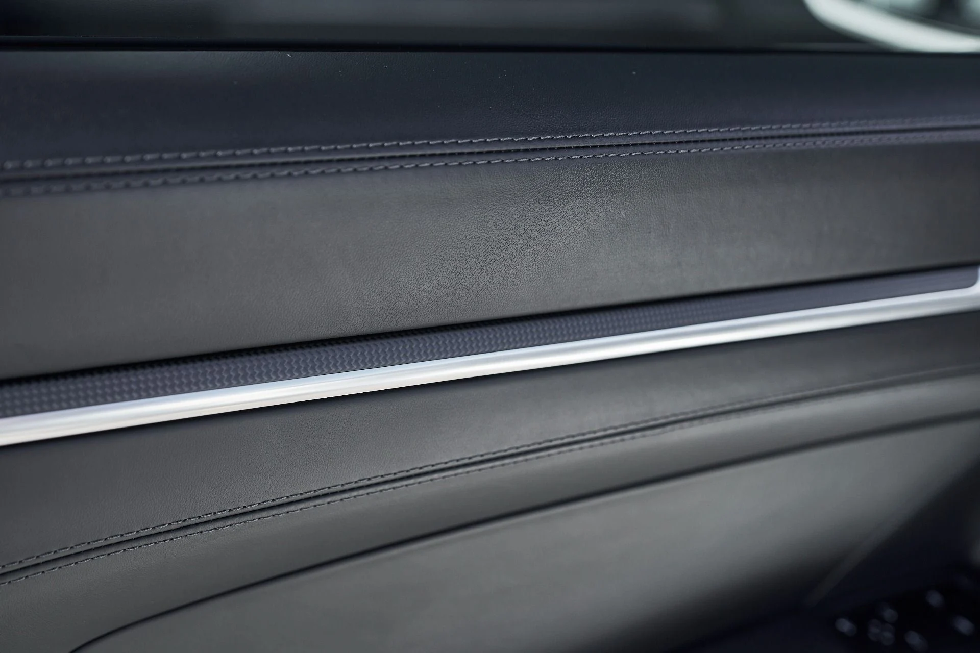 mph027_2419583314_Used_2025_Porsche_911_Turbo_S_1762914256_cac2f15e21