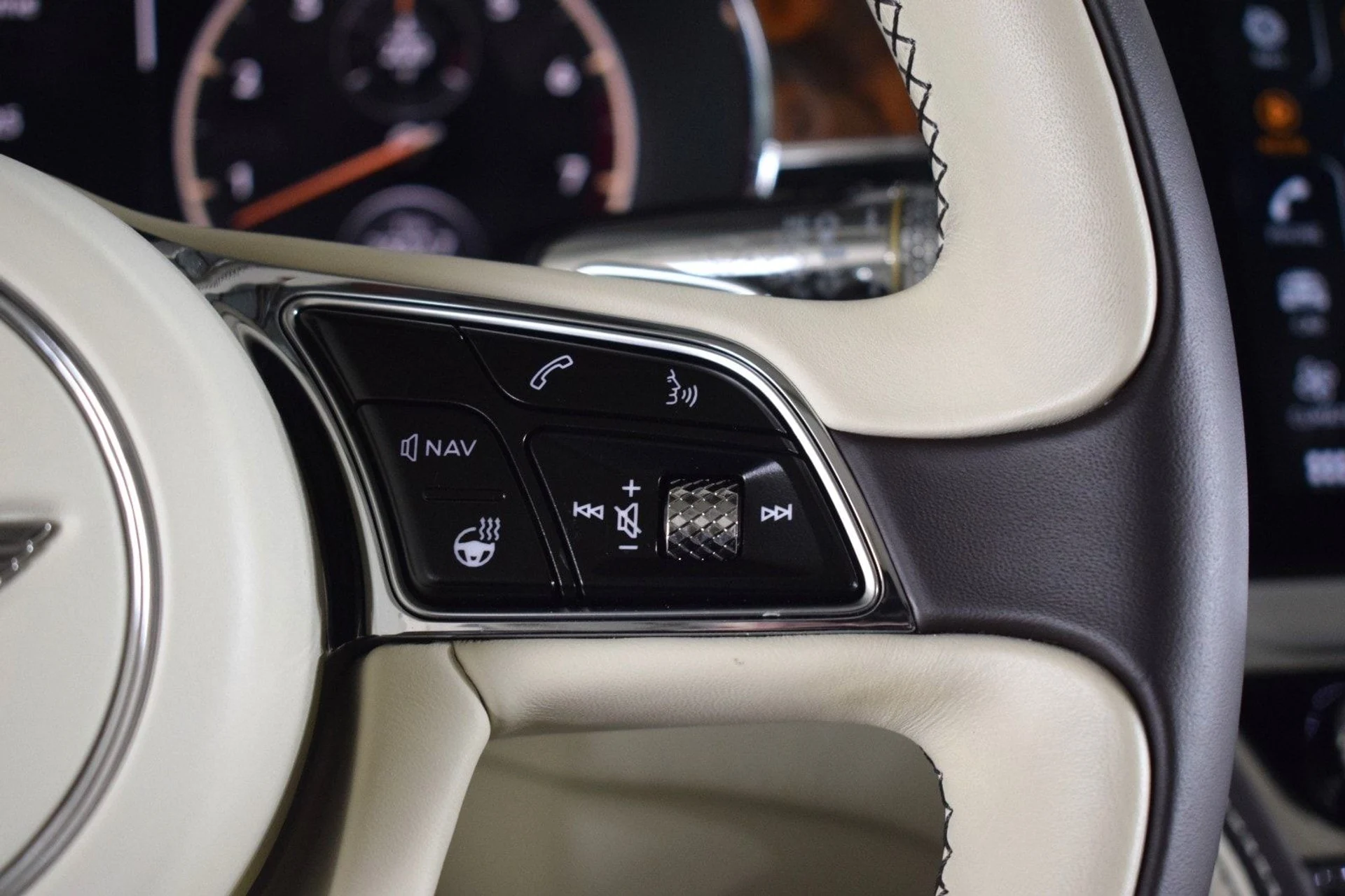 mph027_2422826630_79dc304a5abb13f141ffe34e327cac8dx_28cc5991b1