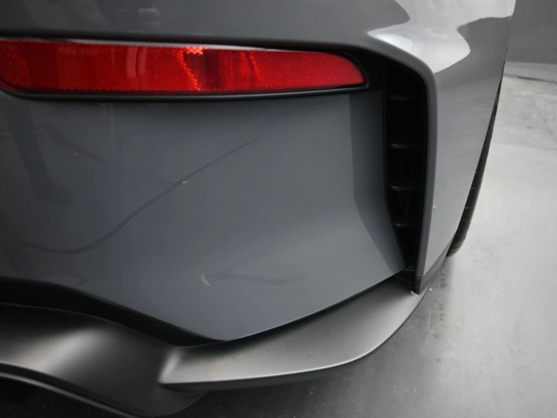 mph027_2425981242_4871a7b4cb3437d9a99a8257d849130bx_ecc8dee68d