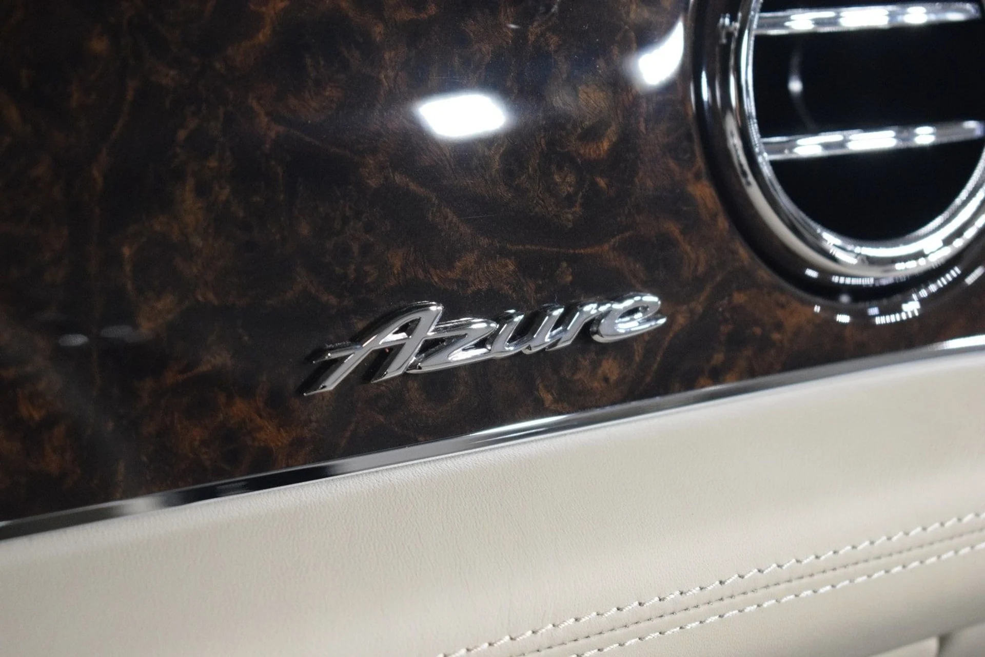 mph027_2426659051_b3056feaffcc619a54416dada3bb7bc3x_a5ea4fc778