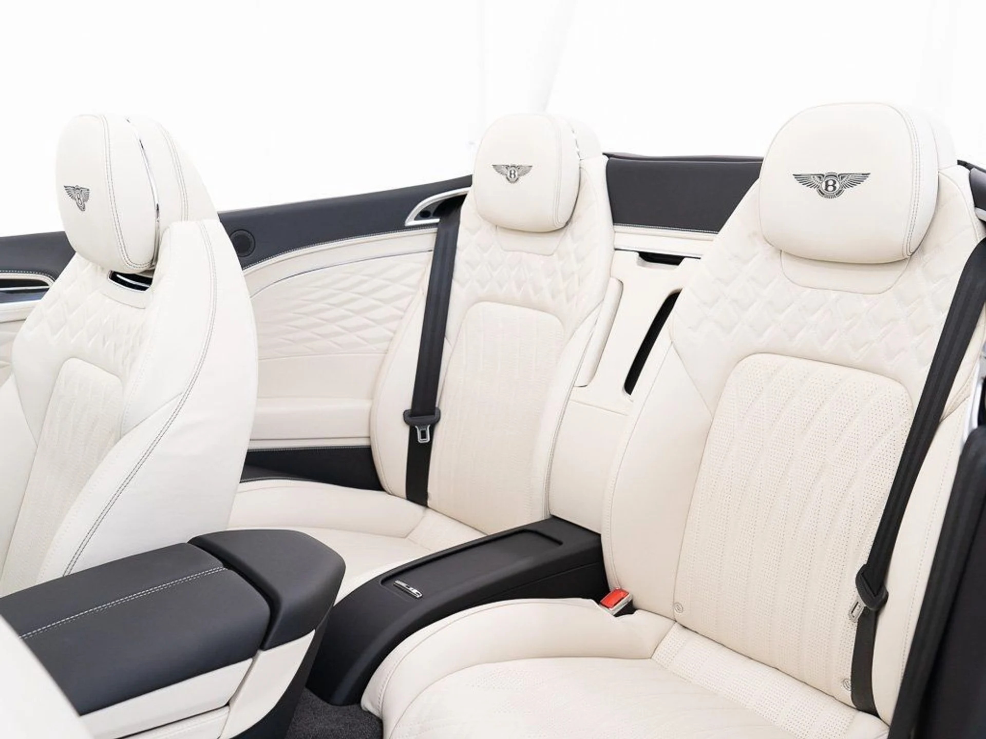 mph027_2430689872_d9f5321c9daf6da1f4c07de7cbb225f6_cd1eae11ec