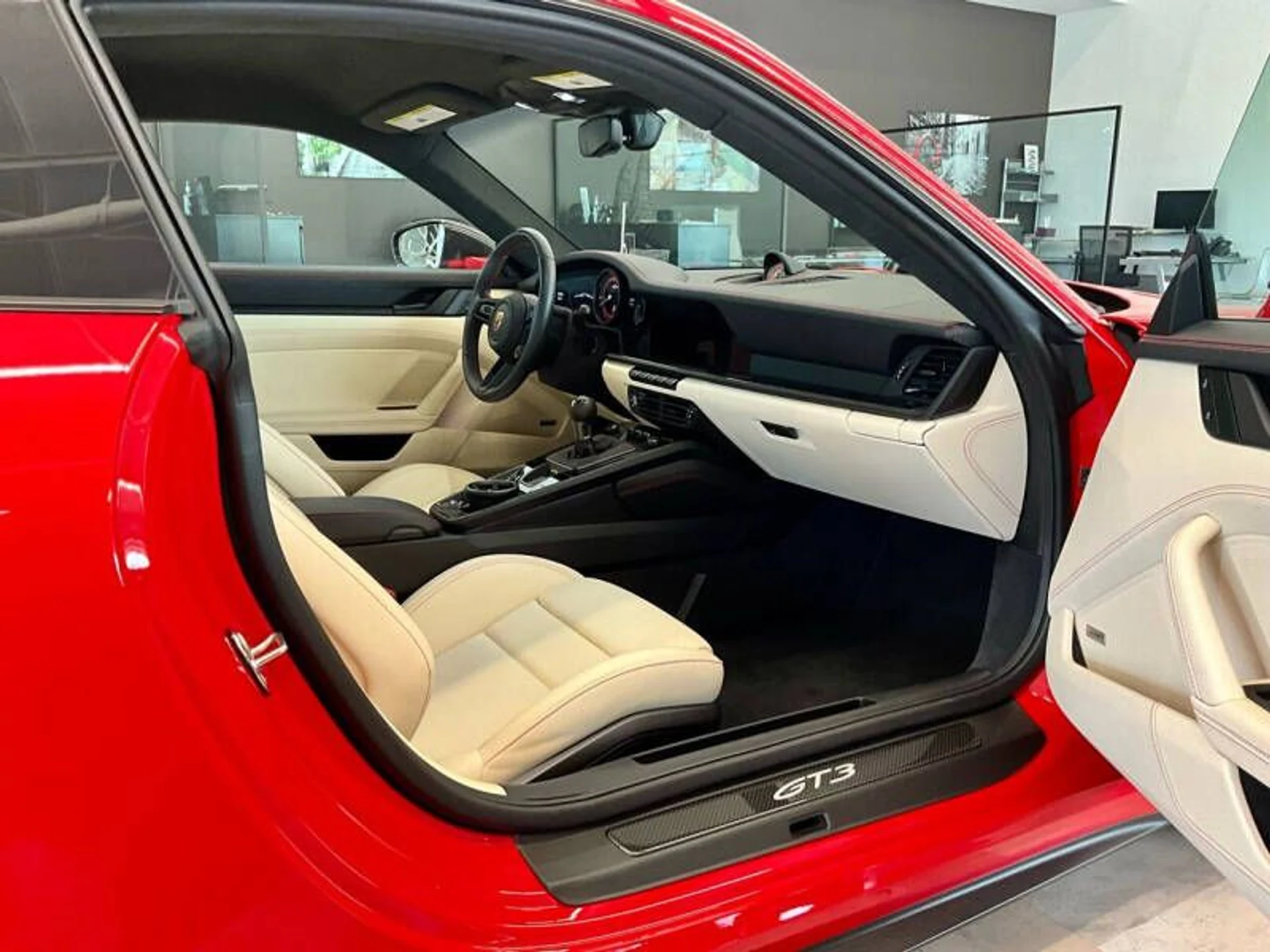 mph027_2440665614_2022_porsche_911_gt3_2dr_coupe_a4d998a25b