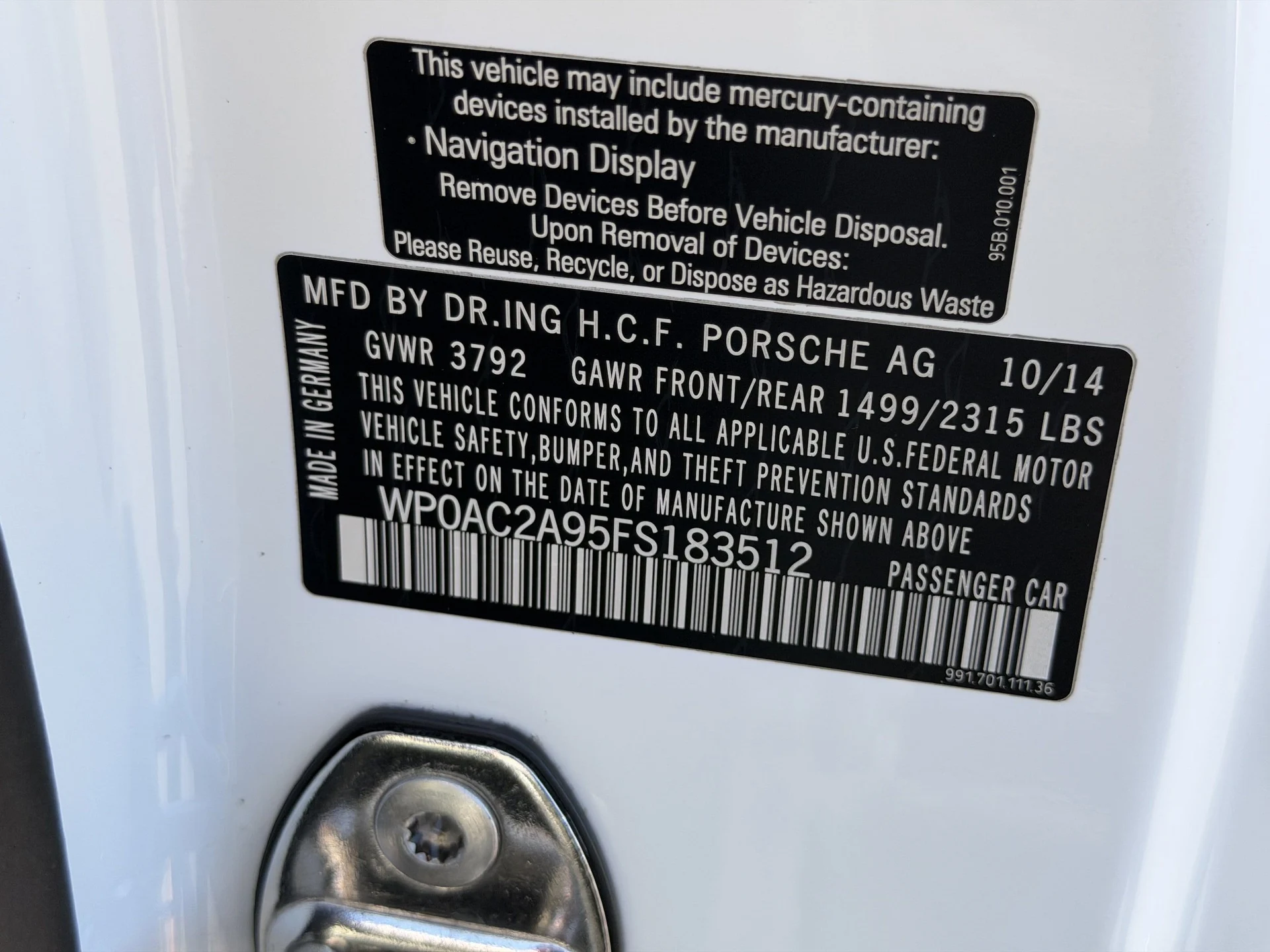 mph027_2445284409_7ccf9fe22ccad6bbdceede883b70c796x_556a543897