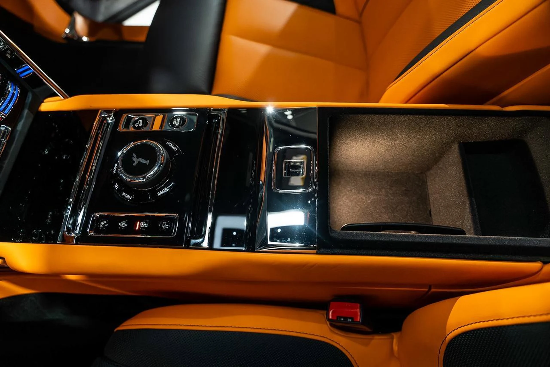 mph027_2447815880_397e3a54e871cbe15b5686c8bcce8fdb_5c6f100a1d