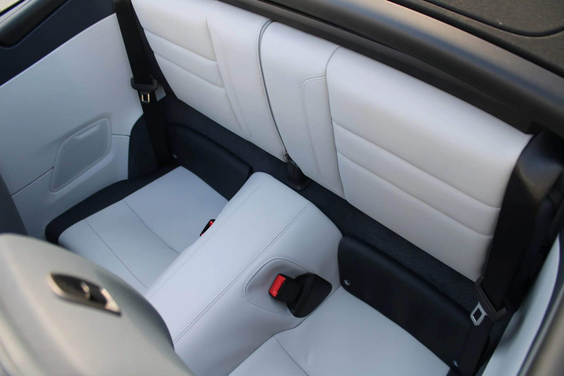 mph027_2450813015_aaceaf3f906a6ca750001b3bc21ac418x_83689ae923