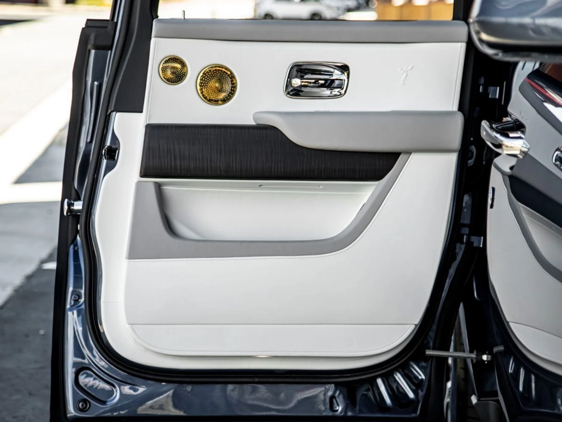 mph027_2452440555_28_77786b0424