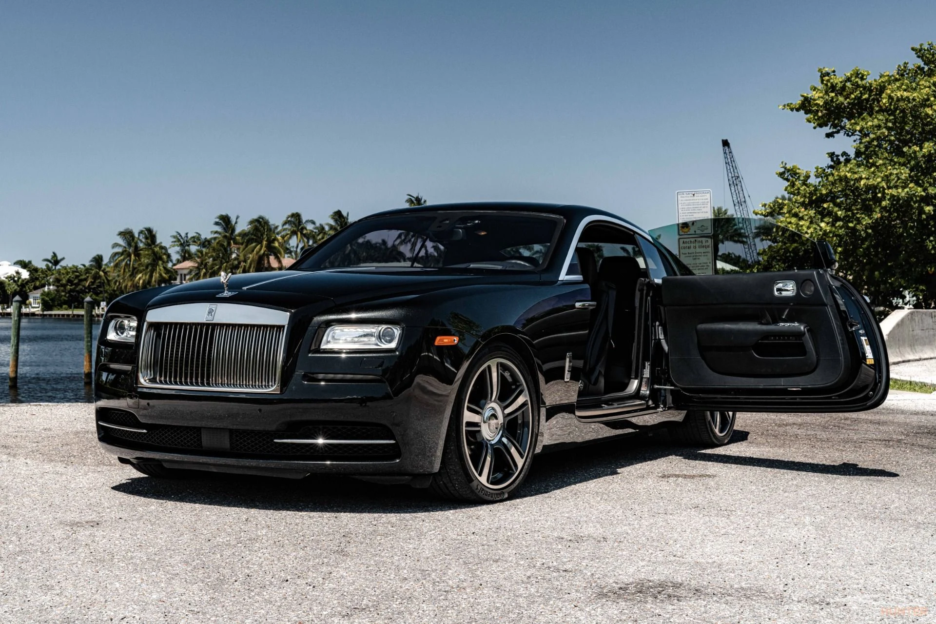 mph027_2453142805_Used_2015_Rolls_Royce_Wraith_w_STARLIGHT_Driver_Assist_Lowering_Links_1687980872_df168cf8f5