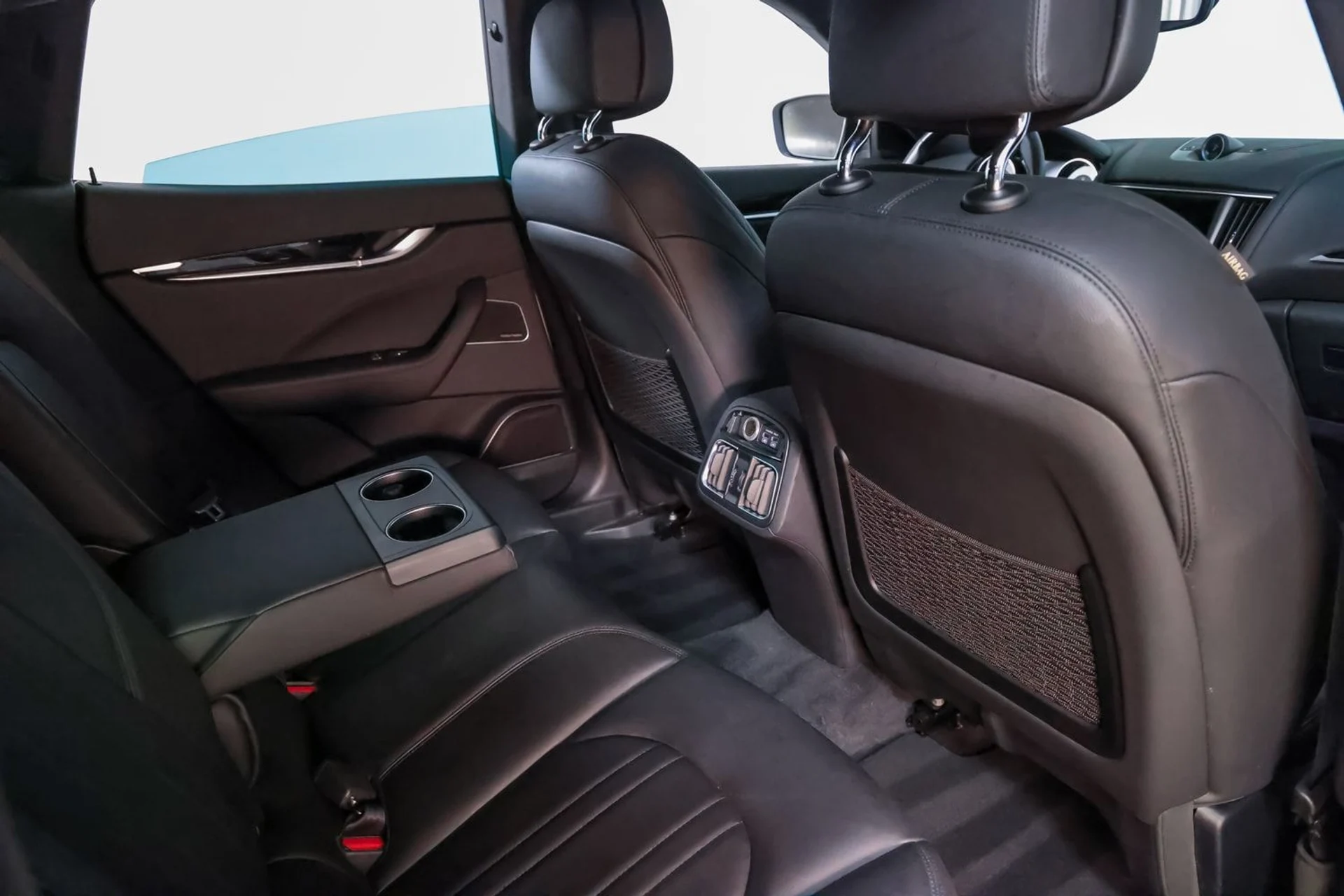 mph027_2458103938_6a21f769fafc4edca4b1cec1b45cd823_f54ea091fe