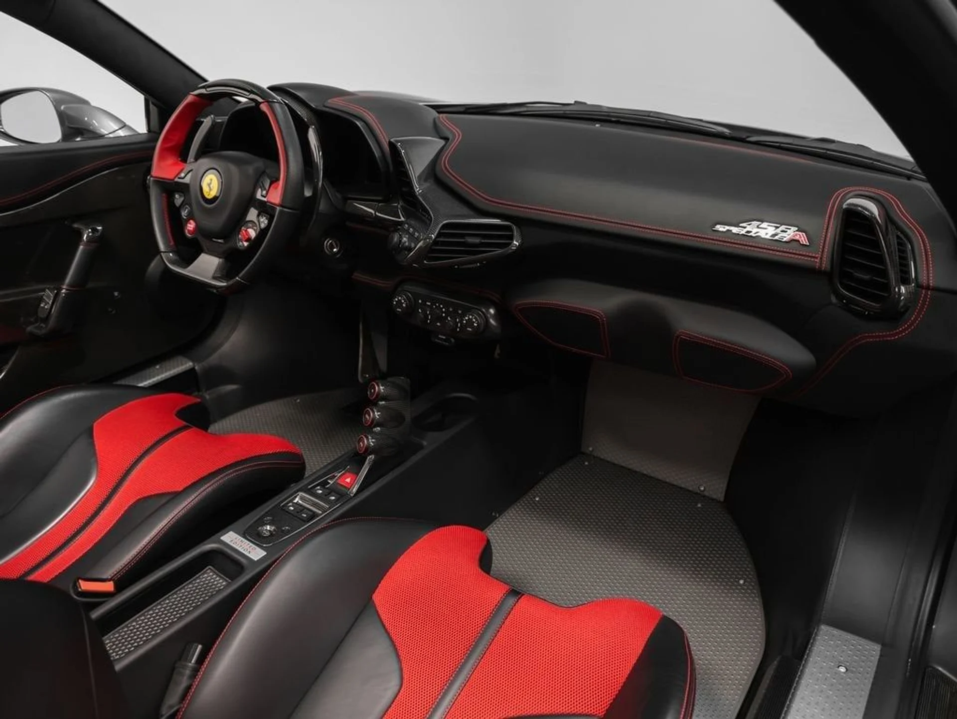 mph027_2460158515_28_a6118d76de