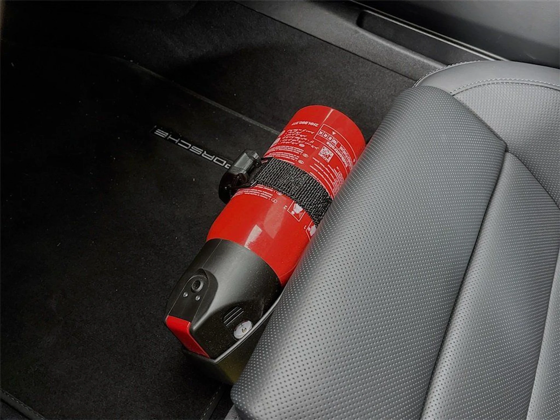 mph027_2467377260_44e37912ef330cde238b52823074e363_fba158c1e4