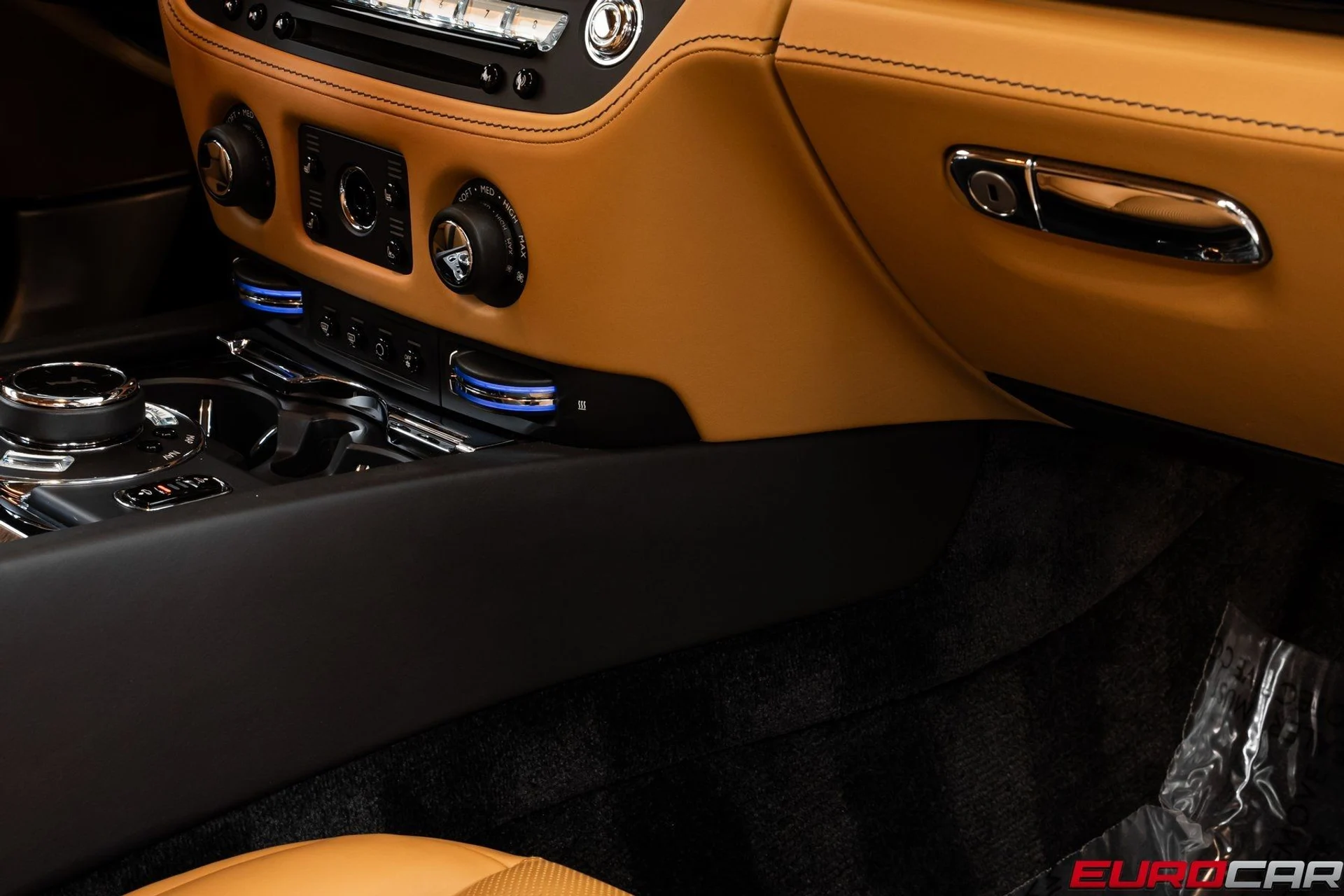 mph027_2474748391_image_28_e461d24cf0