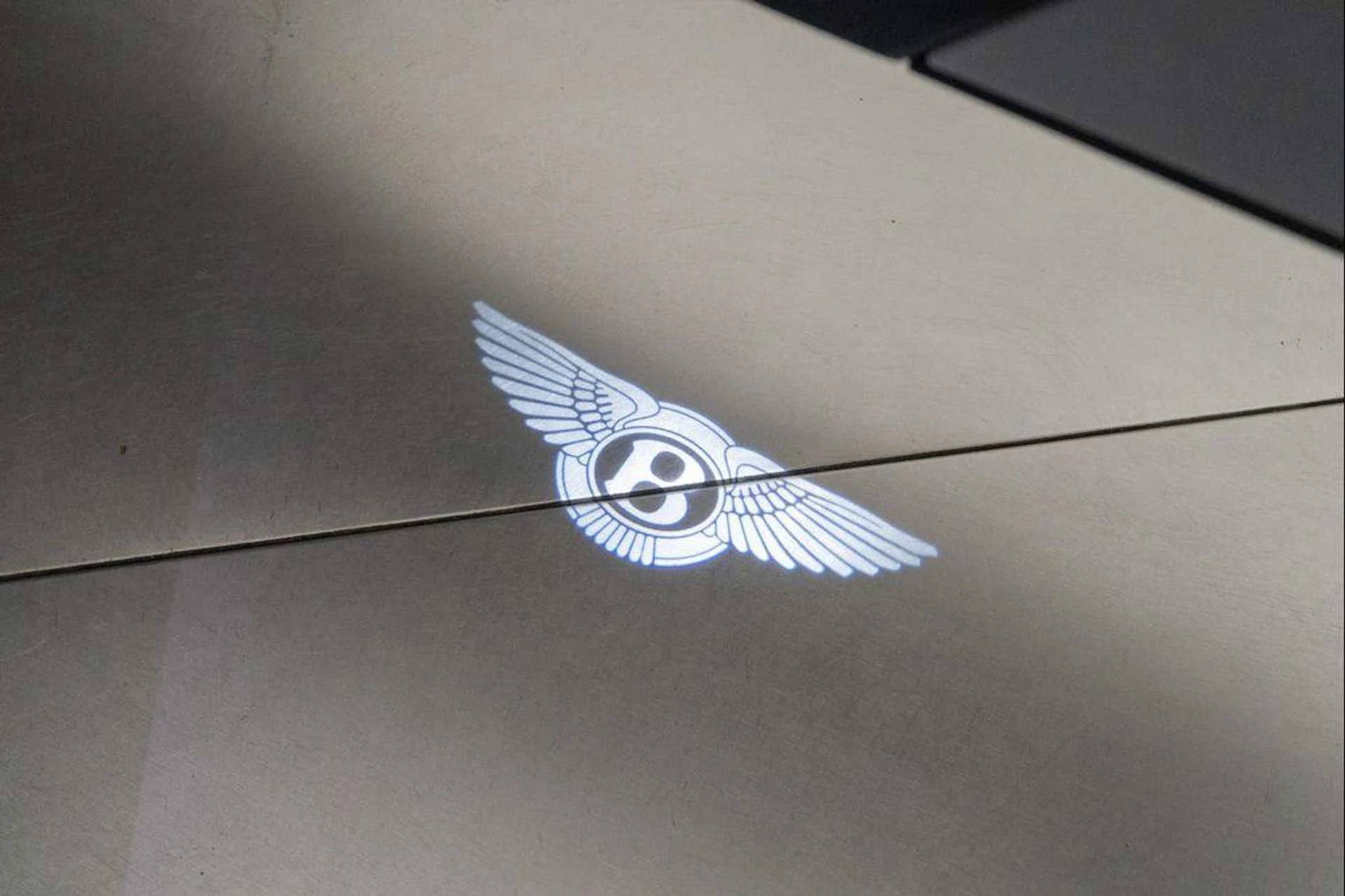 mph027_2475611275_NKX_9oa_Sqavugto_Wyygmh_RSQB_Cok_8b7b117e1f