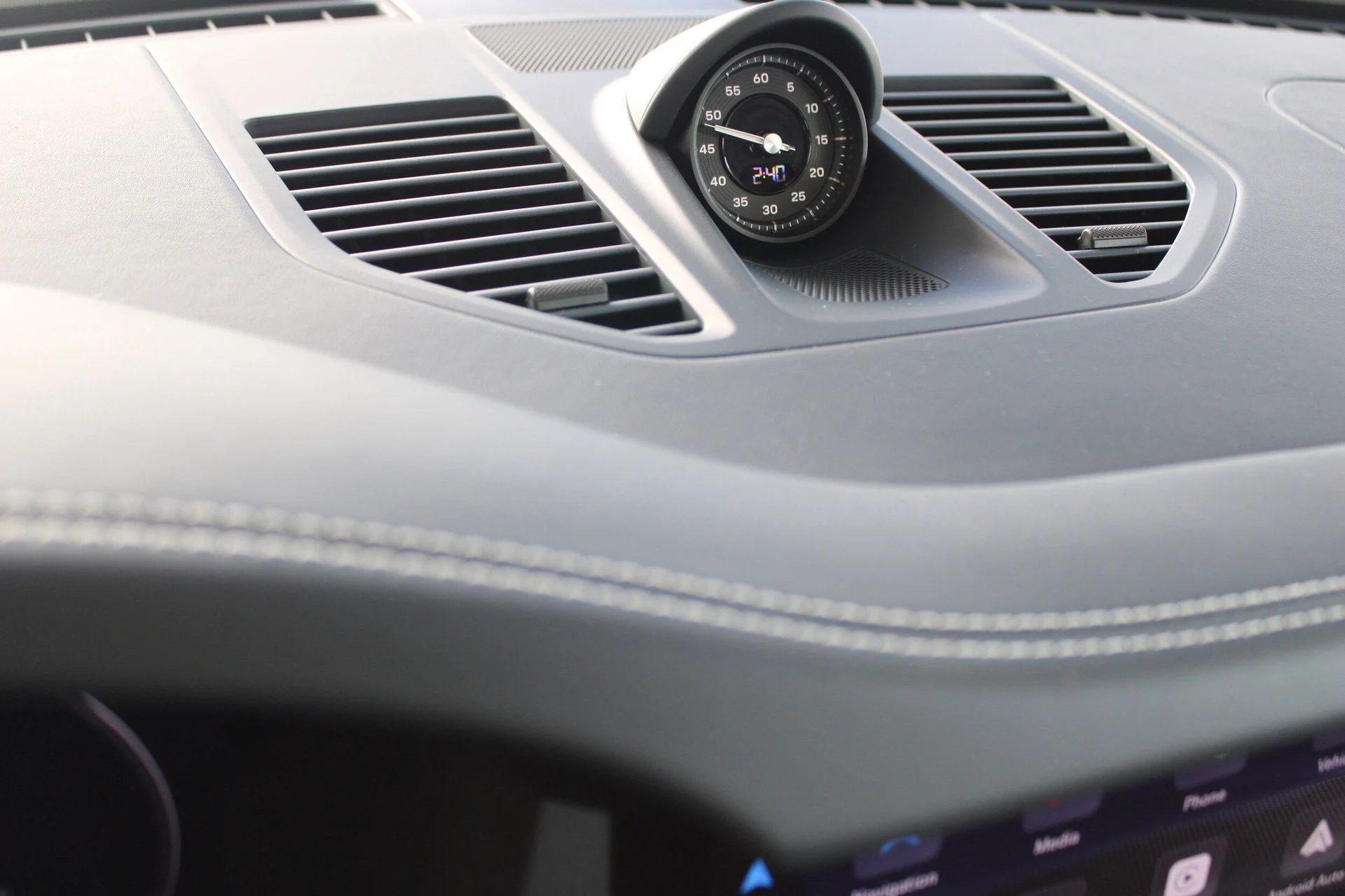 mph027_2478018760_f5a669b617bd771938879417a60bb4d6x_3b1a70d6a3