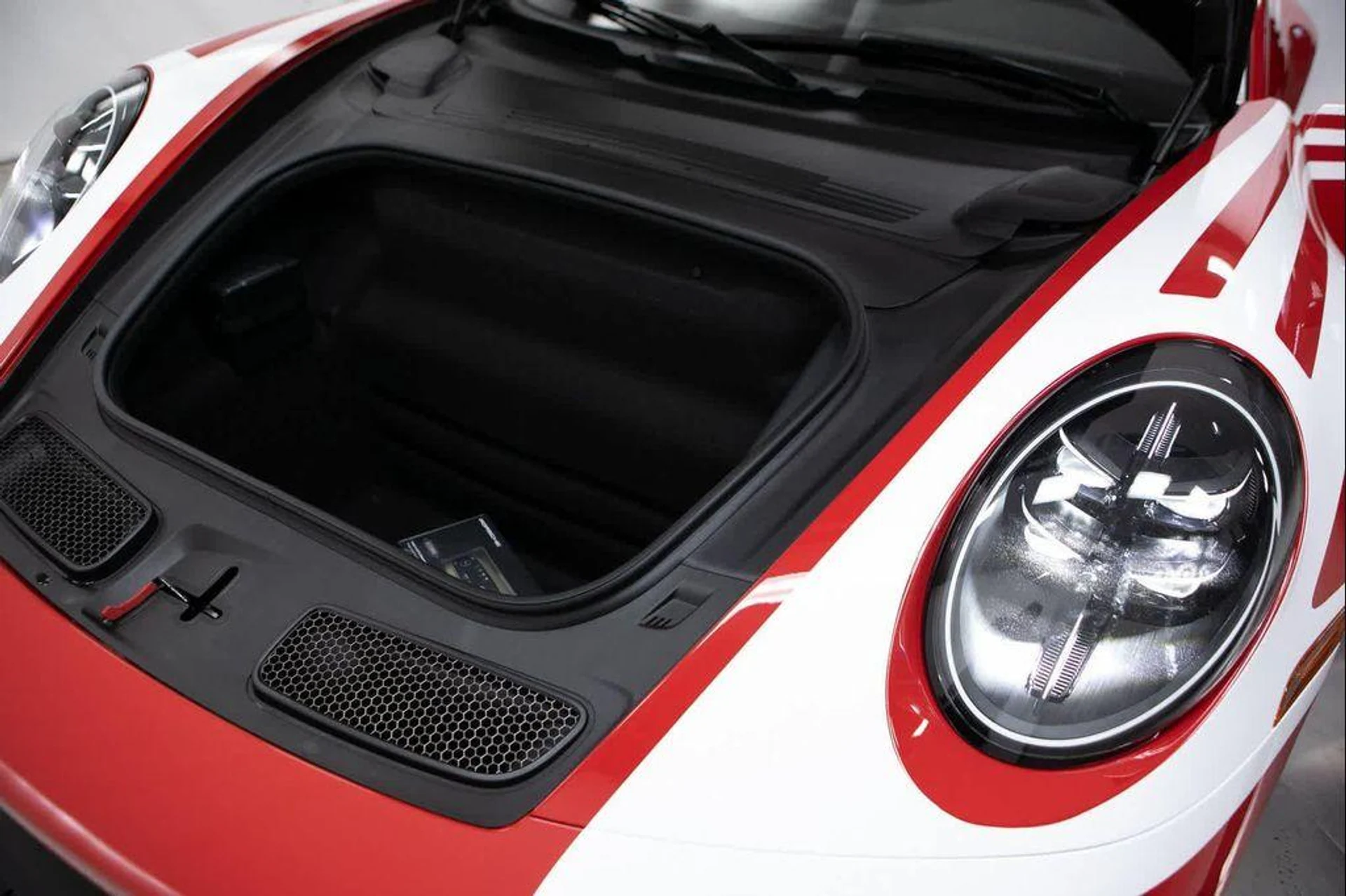 mph027_2480098550_o5_Fkw_E_Qumi_Ktf_V05y3hx_ILE_Oa_Xc_f53b59b787